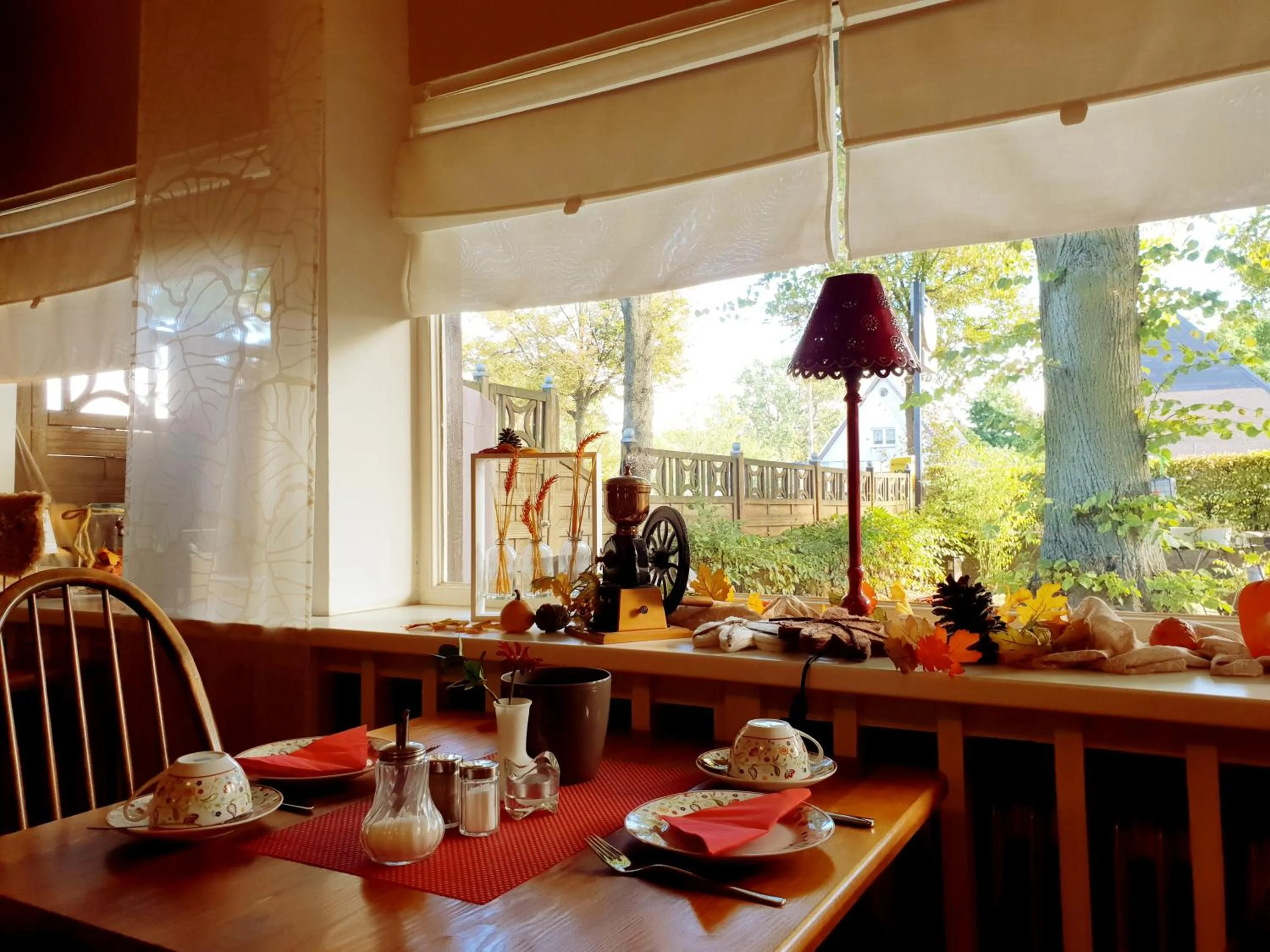 Restaurant/places to eat in Hotel Schweizerhaus