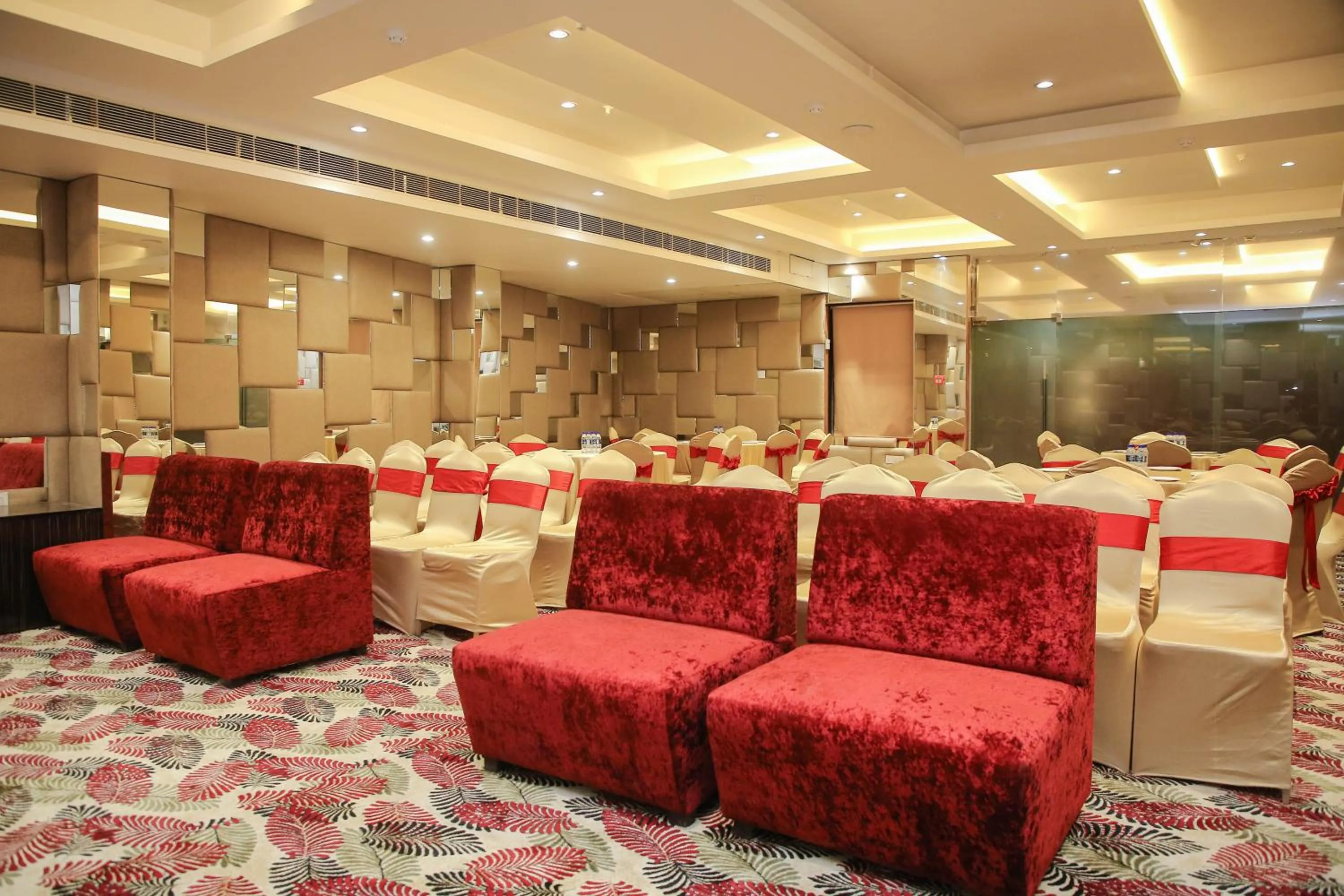 Banquet/Function facilities in Citrus Prime Raipur
