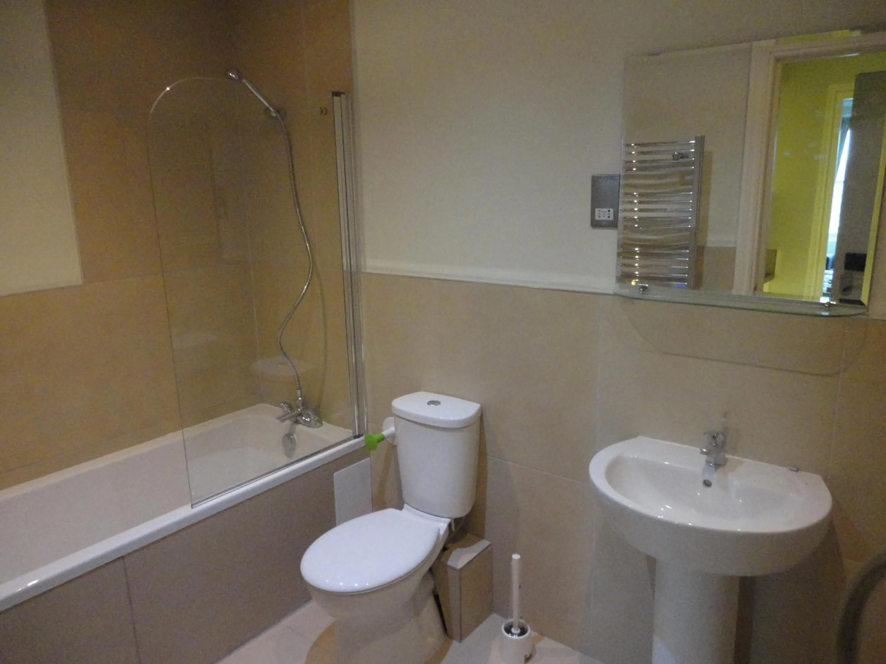 Bathroom in Palmerston Suites