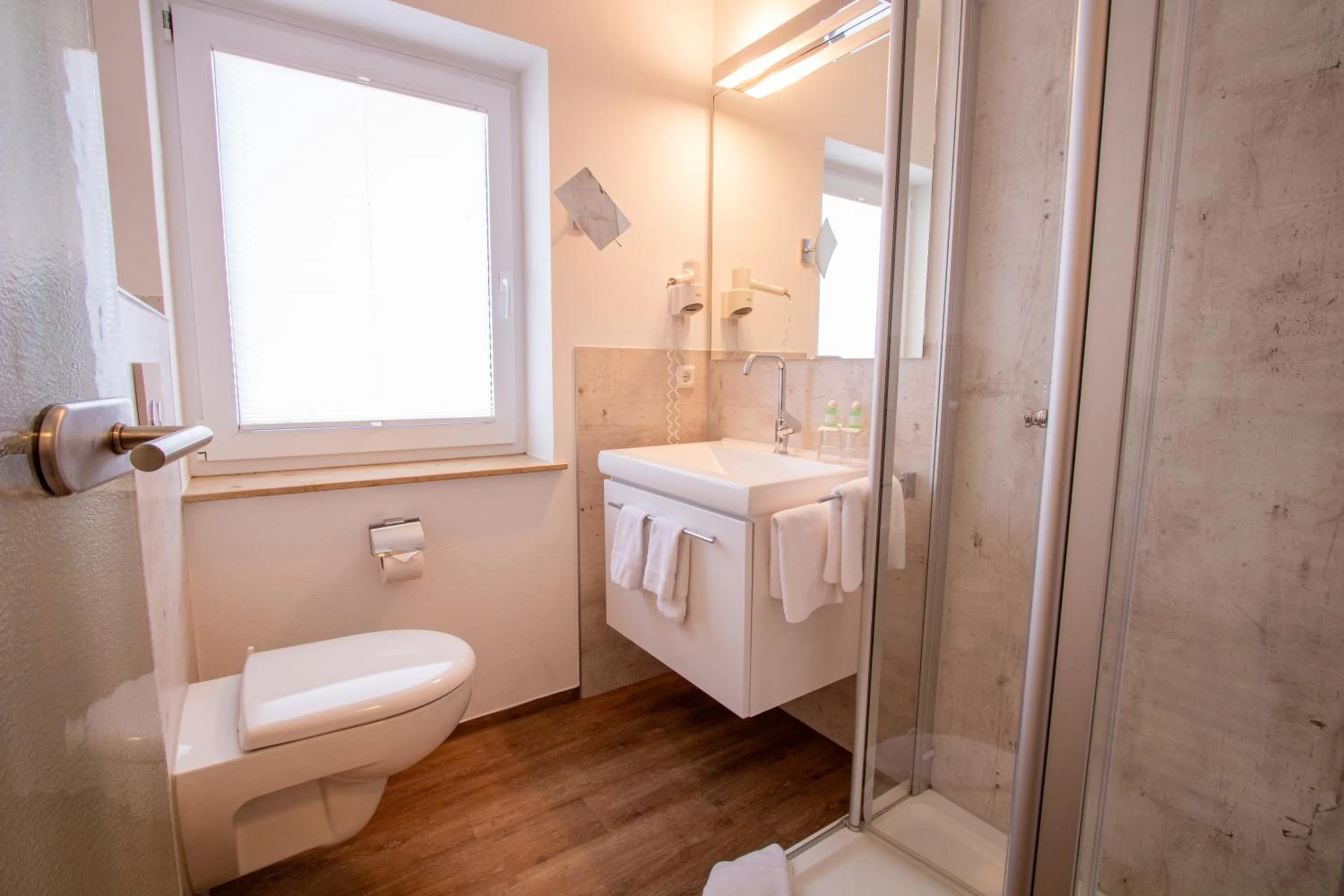 Bathroom in LandKomfort Hotel Elsenmann Garni