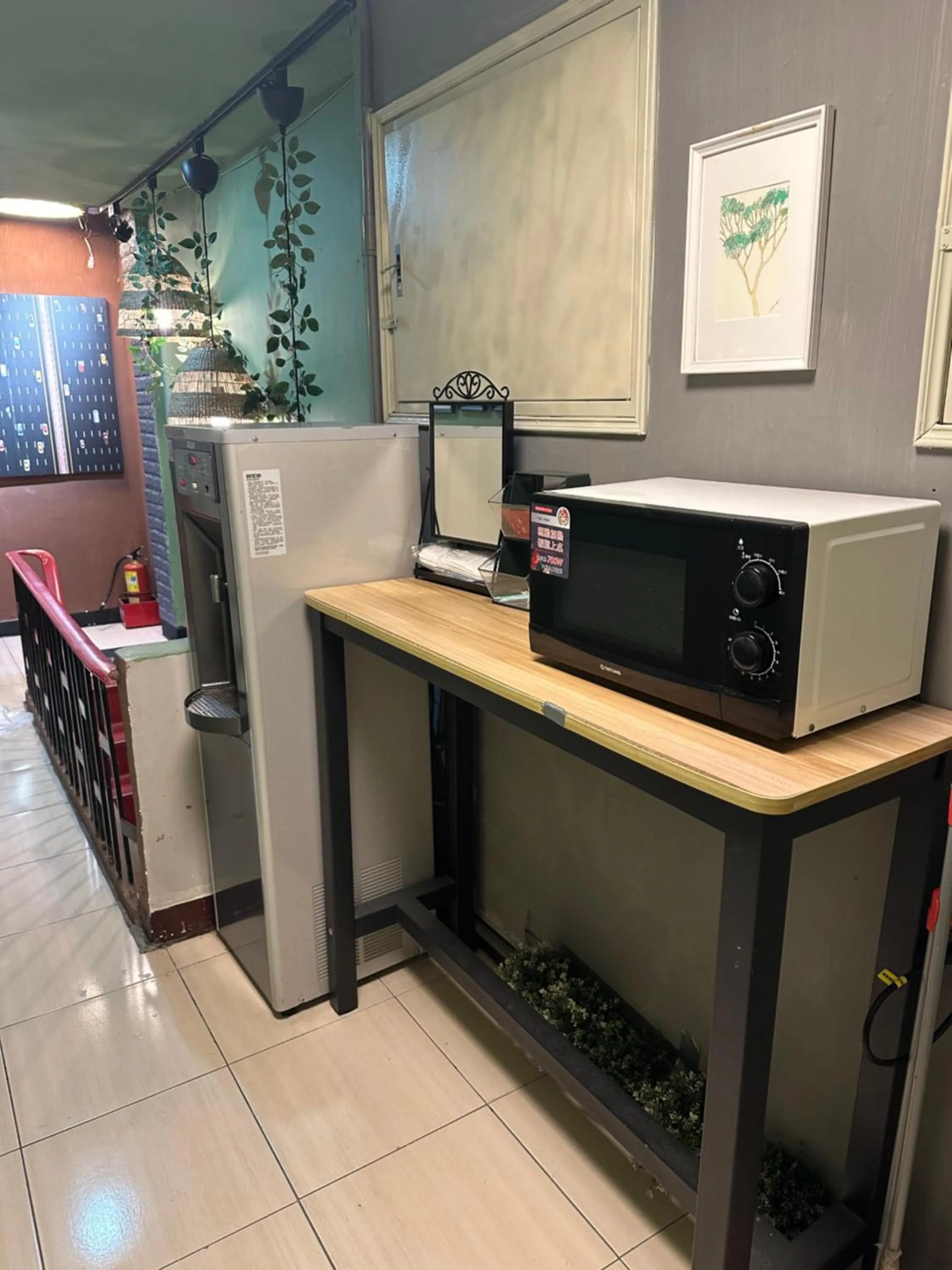microwave in Taipei Triple Tiger Inn