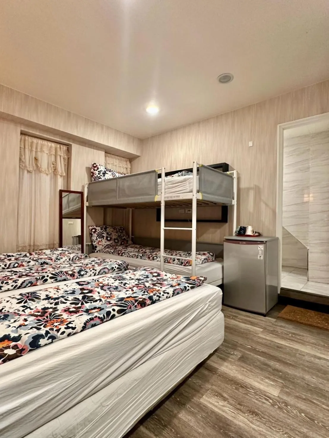 Bed in Taipei Triple Tiger Inn