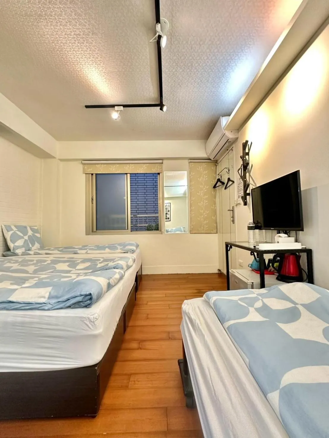 Bed in Taipei Triple Tiger Inn