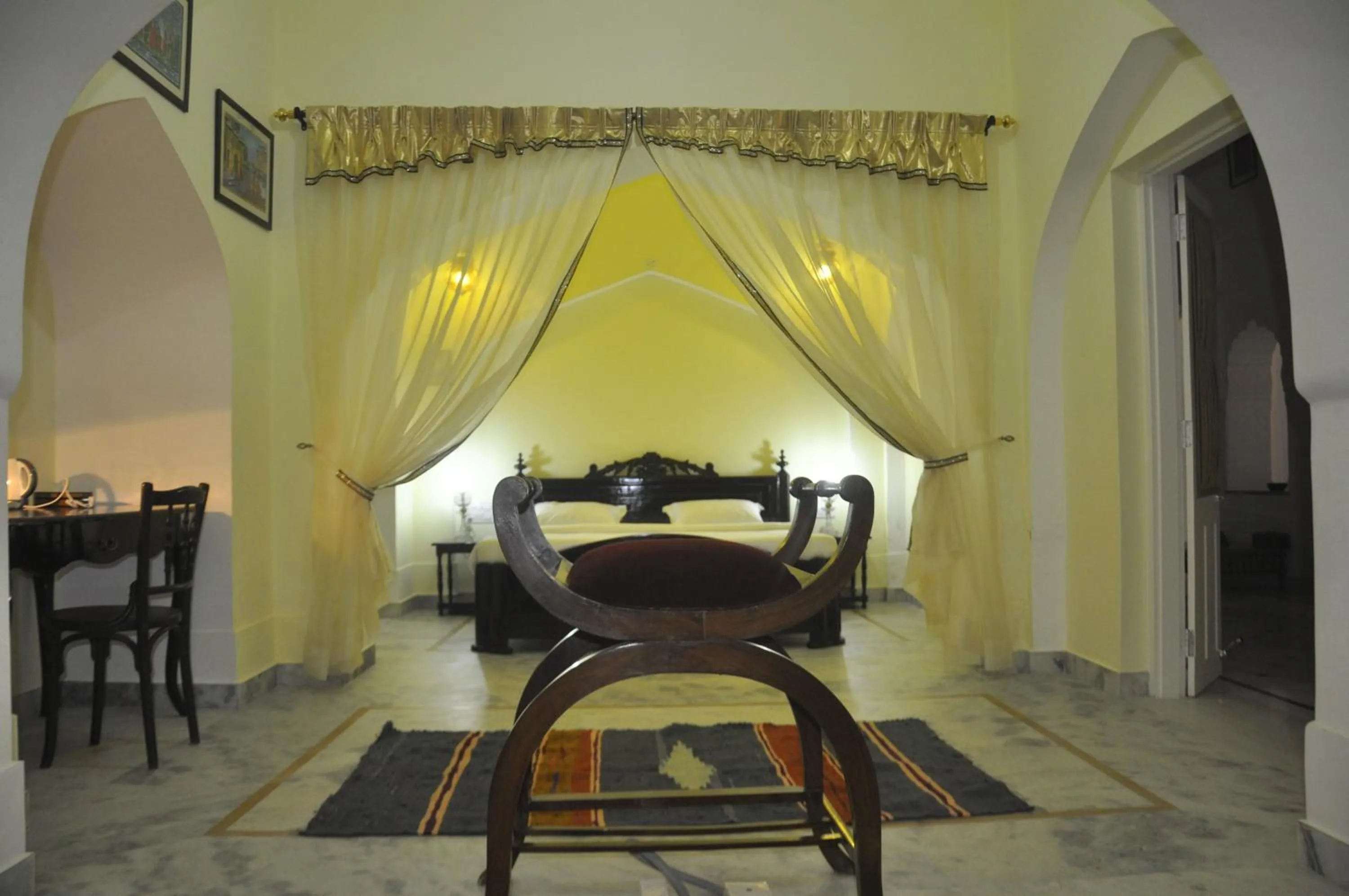 Bedroom in Castle Khandela A Heritage Castle