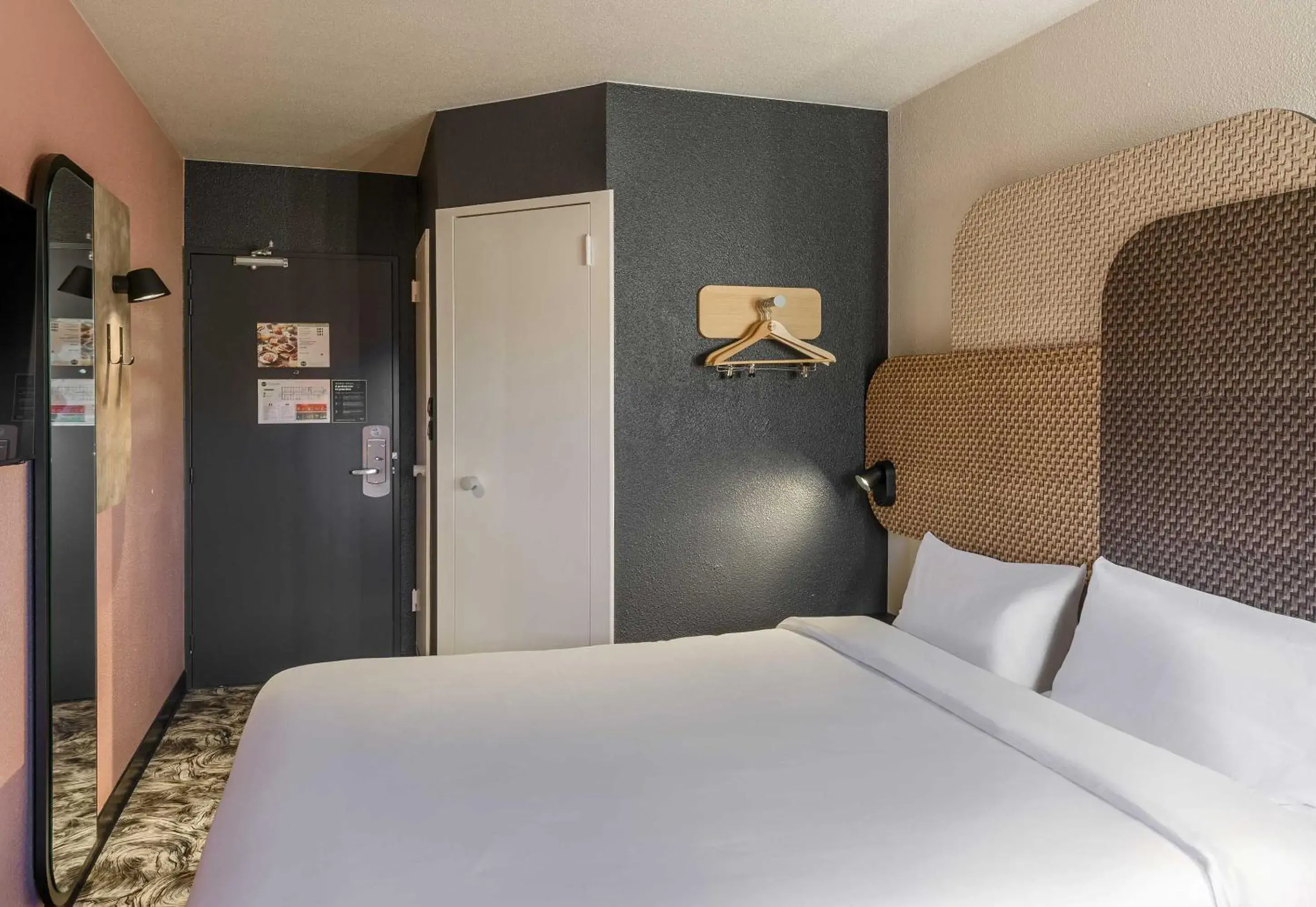 Double Room in B&B HOTEL Toulouse Cité de l'Espace Hurel Double Room in B&B HOTEL Toulouse Cité de l'Espace Hurel