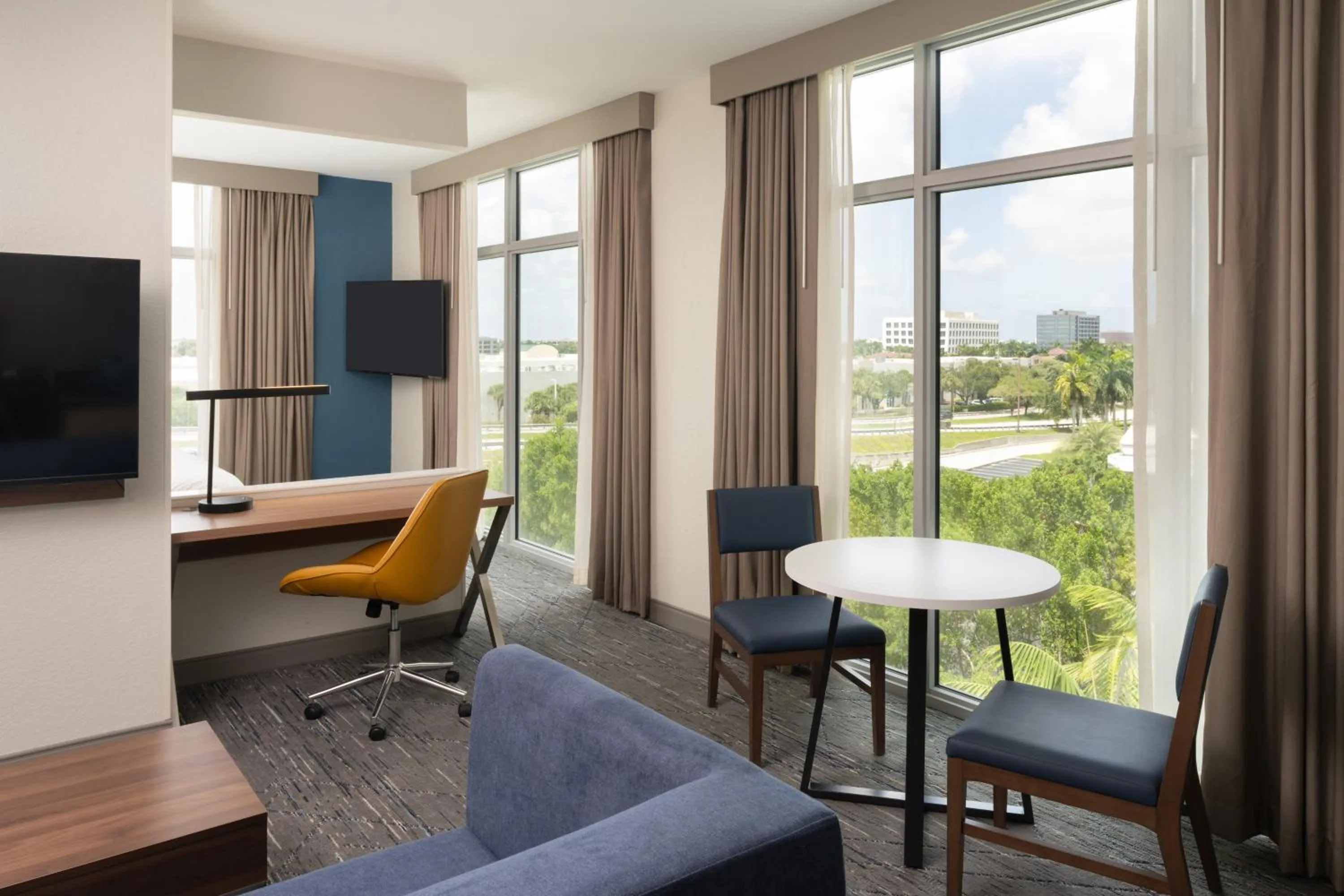 Living room in Holiday Inn Express Miami Airport-Blue Lagoon Area by IHG