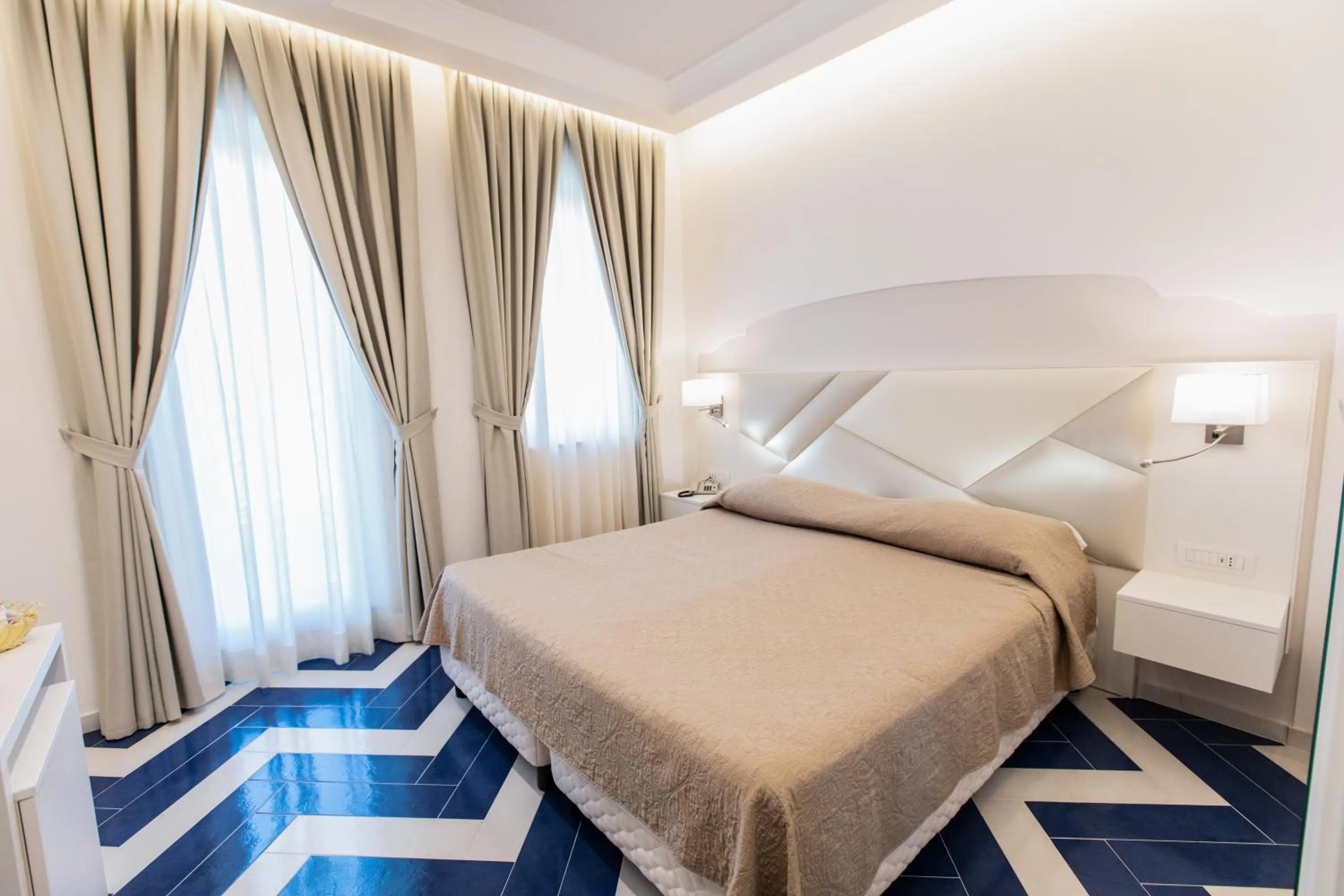 Photo of the whole room, Bed in Hotel le Rocce - Agerola, Amalfi Coast