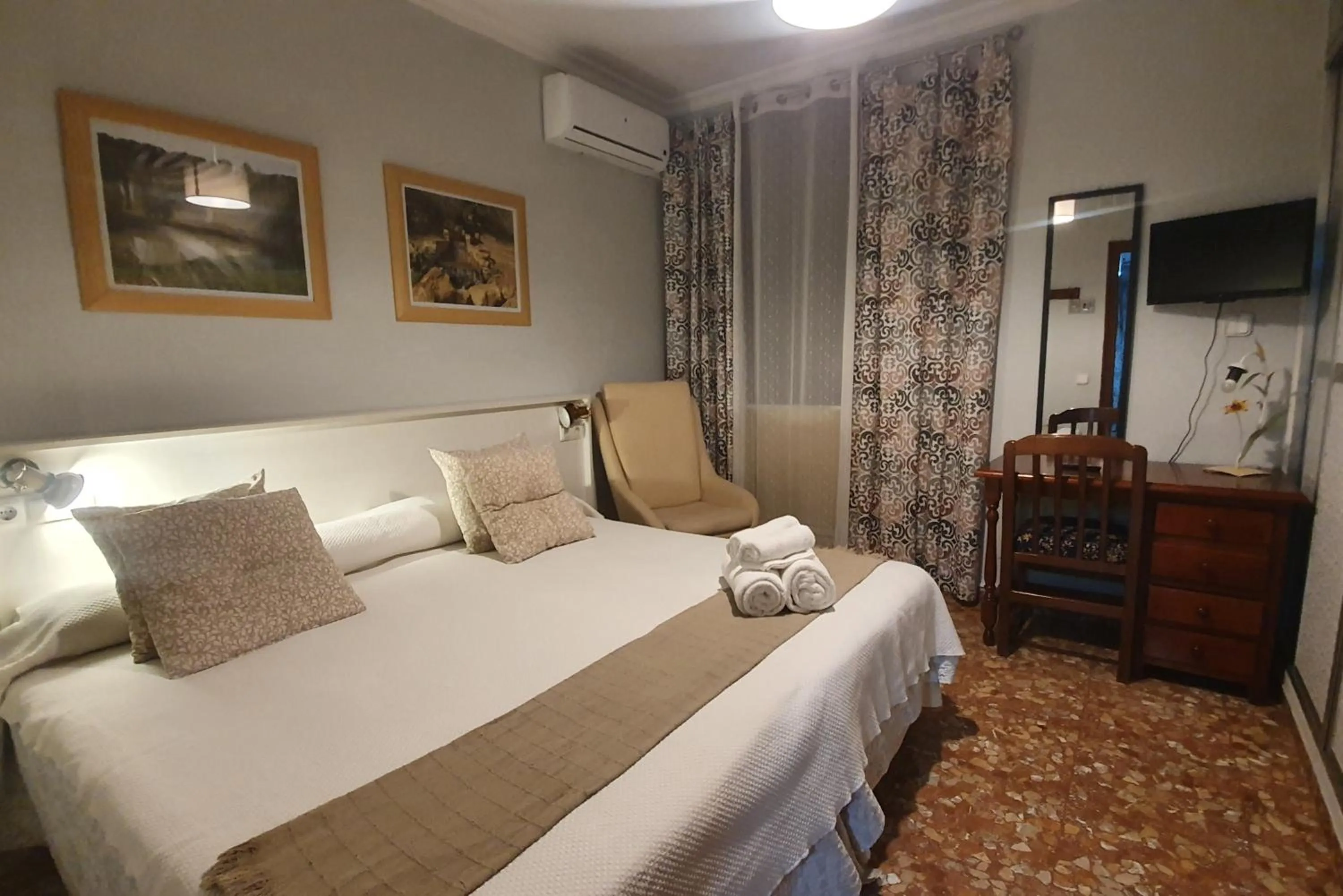 Bed in LUNA-Guest Rooms