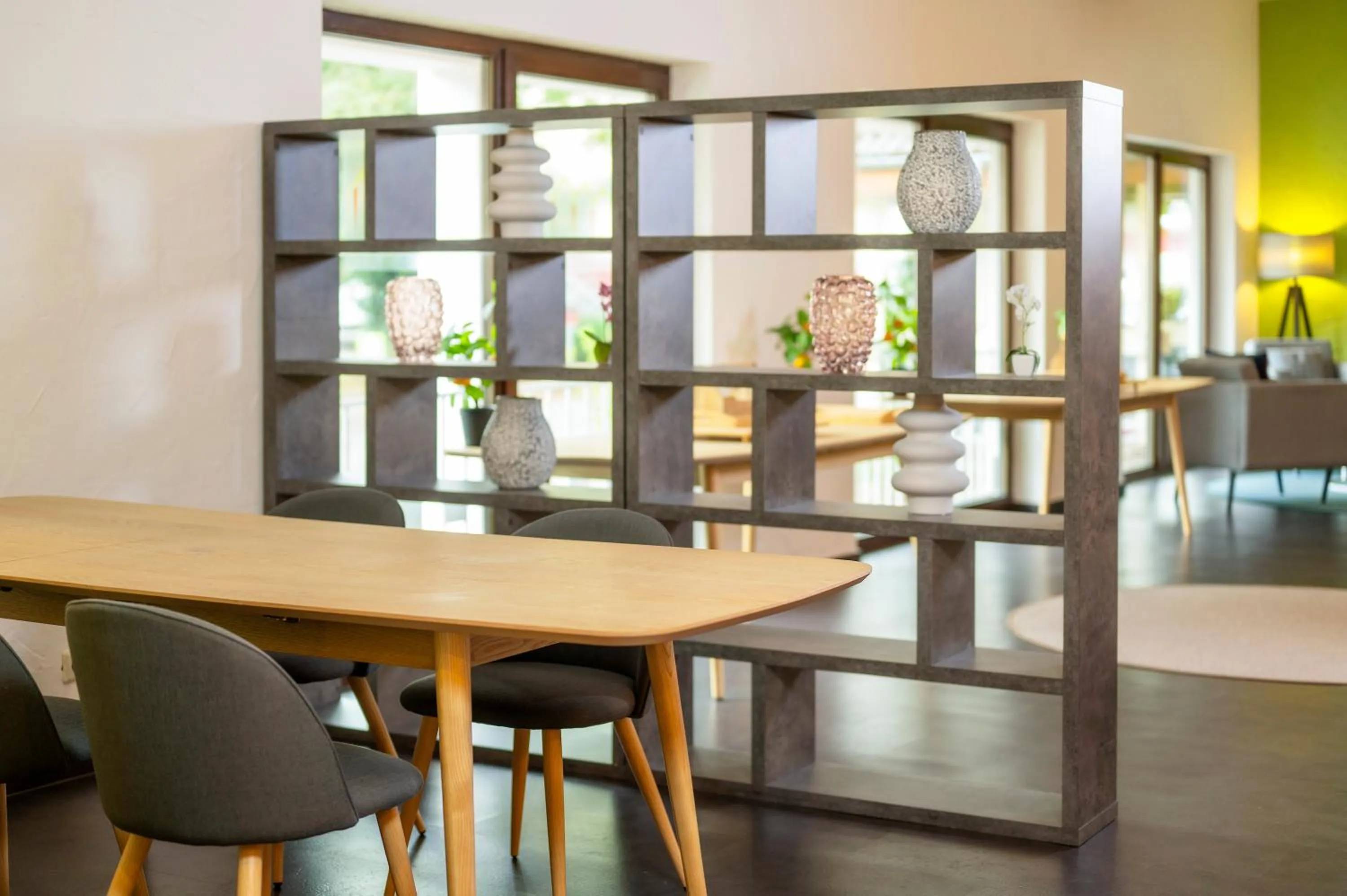 Lobby or reception in City Hotel Meckenheim