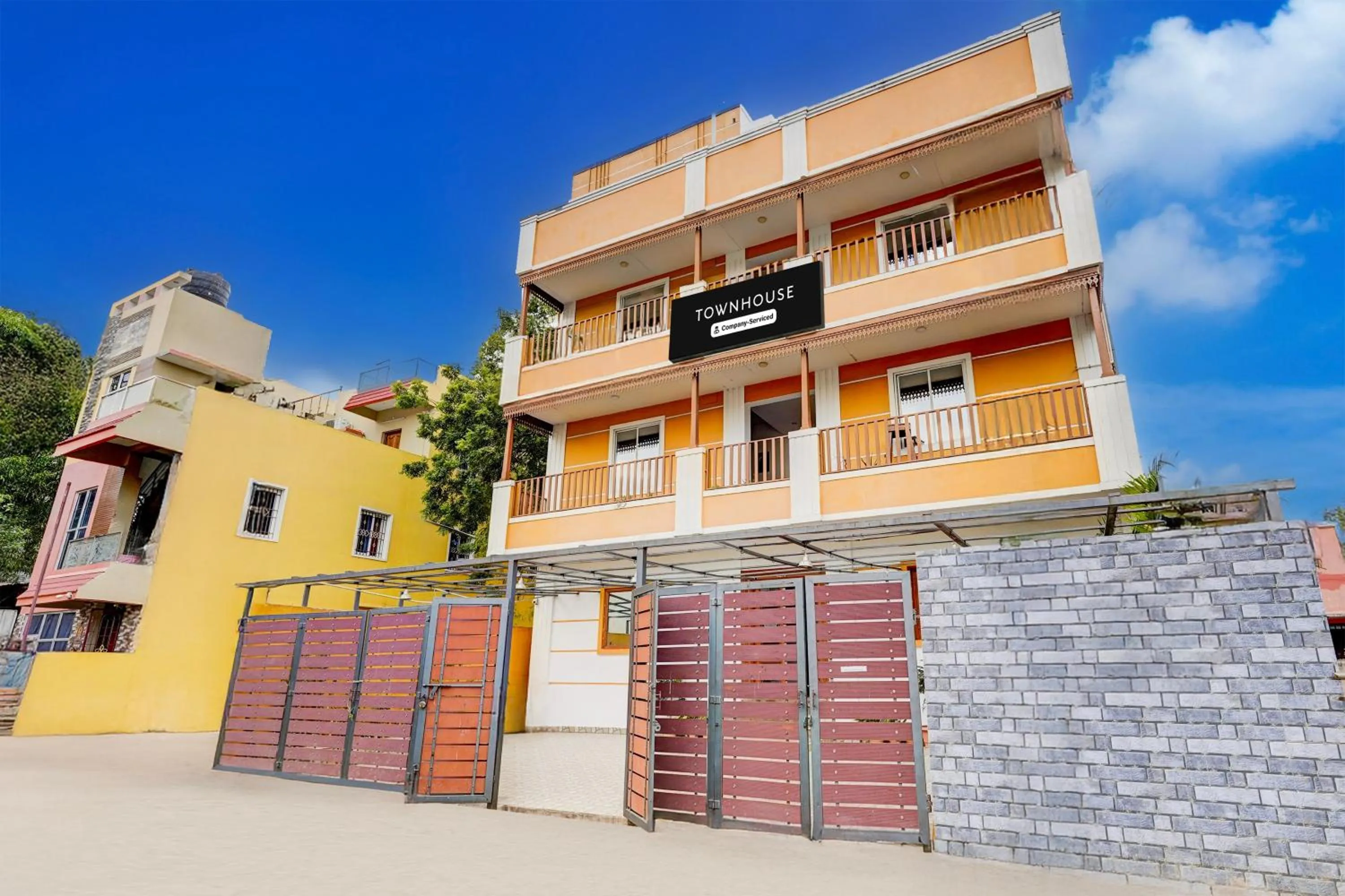 Facade/entrance in Townhouse Auroville Beach Formerly De Heritage