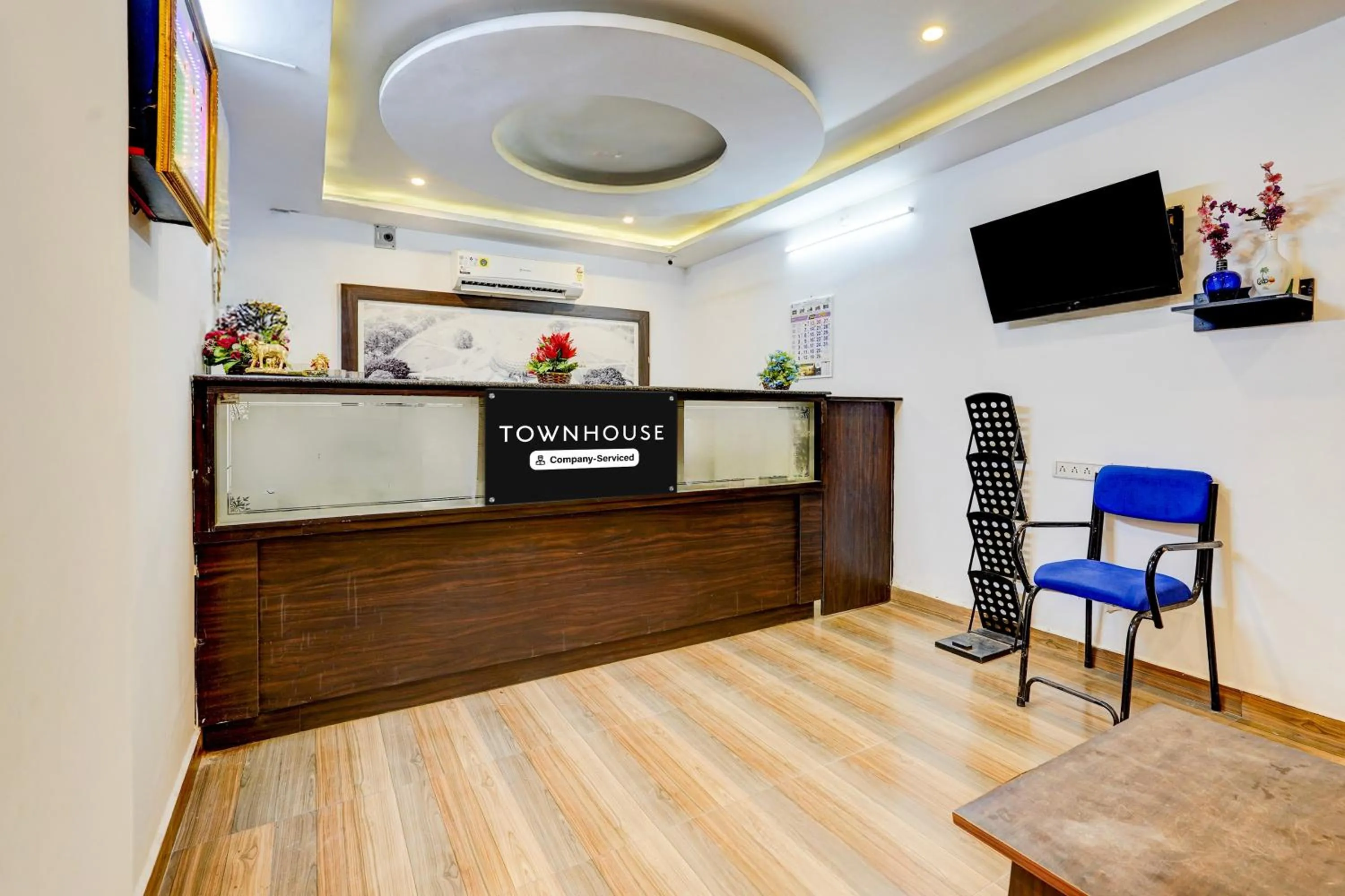 Lobby or reception in Townhouse Auroville Beach Formerly De Heritage
