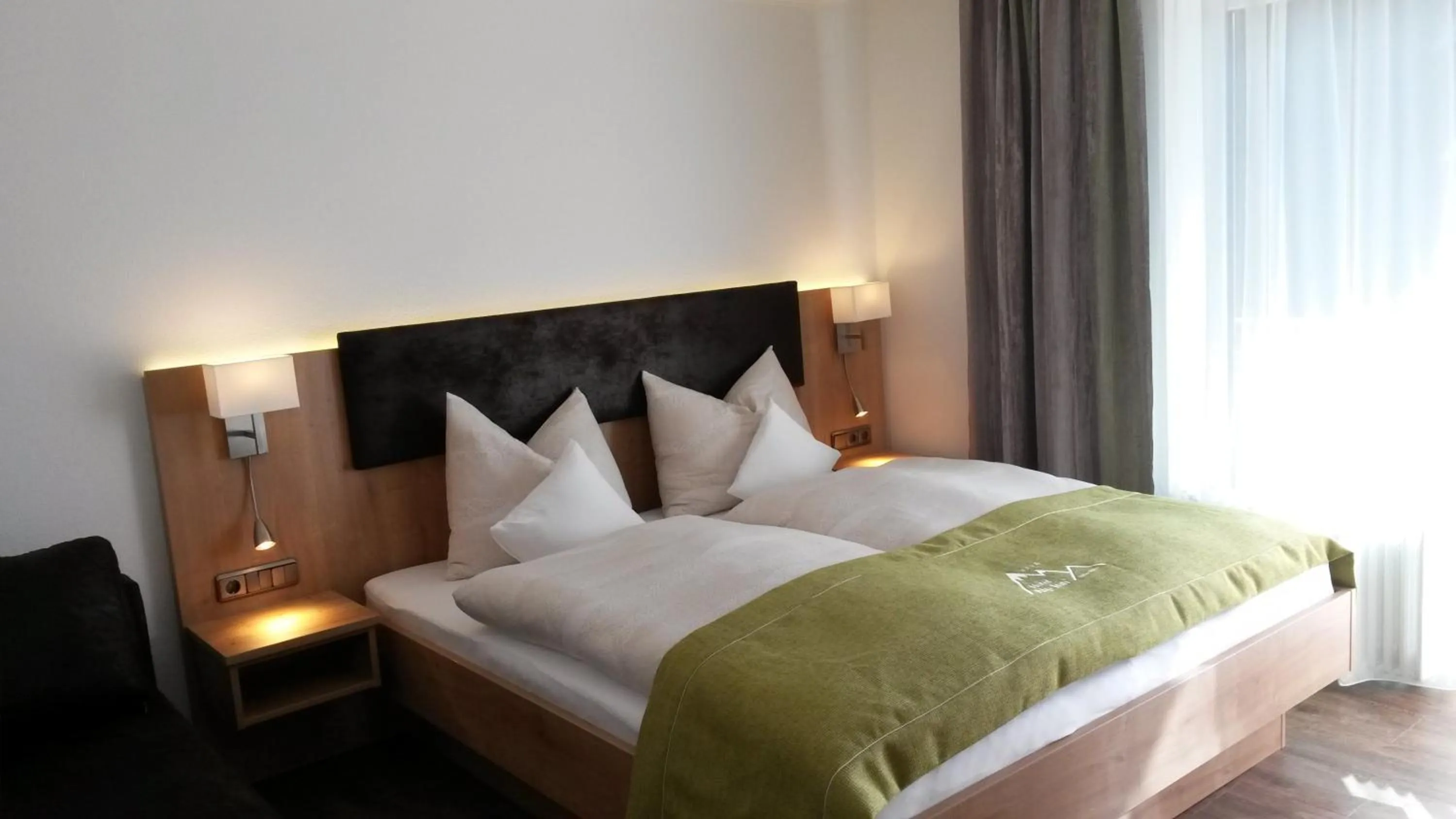 Photo of the whole room, Bed in Hotel Alp Inn - Chiemgaukarte inclusive