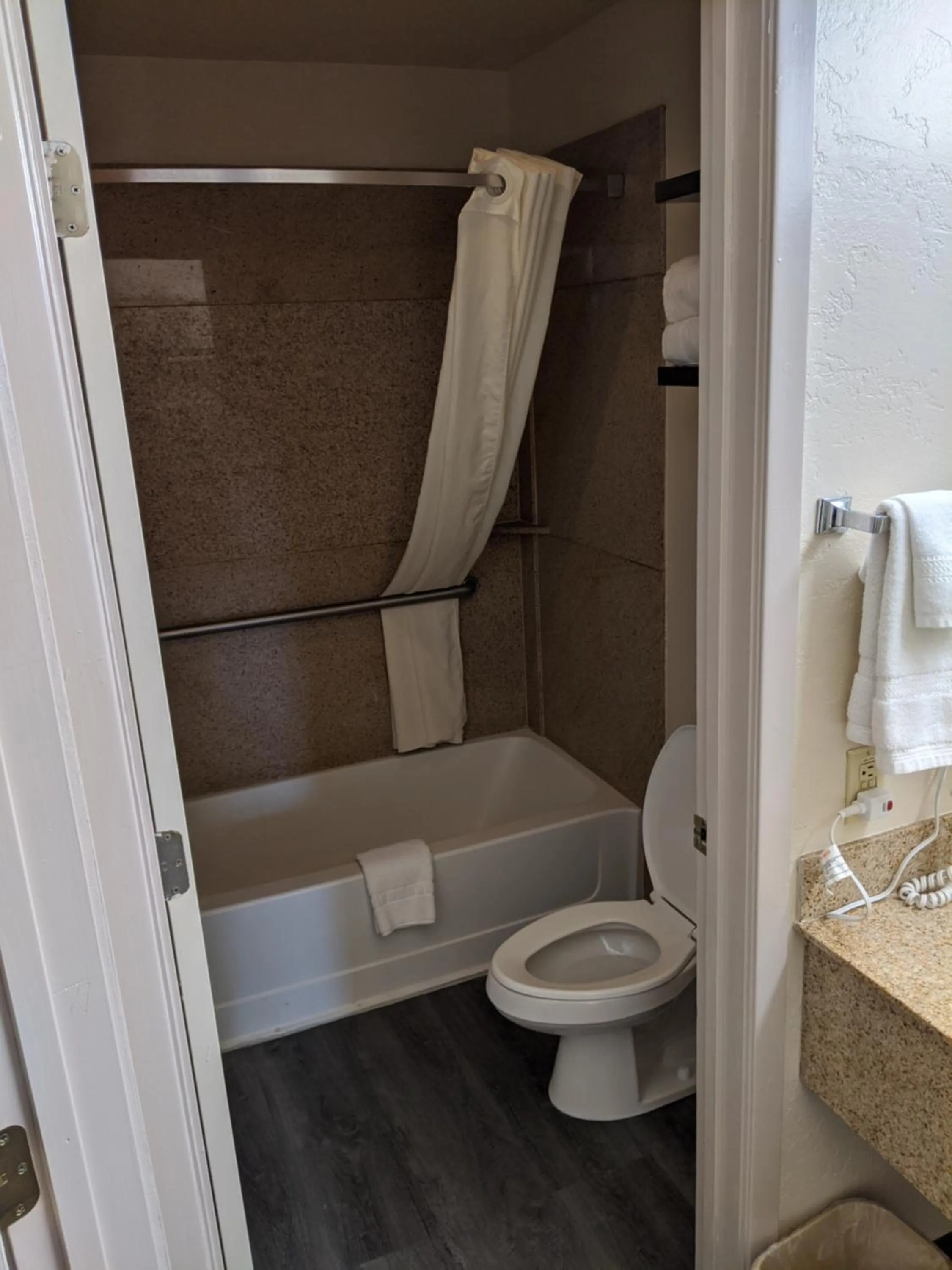 Bathroom in Atrium Inn