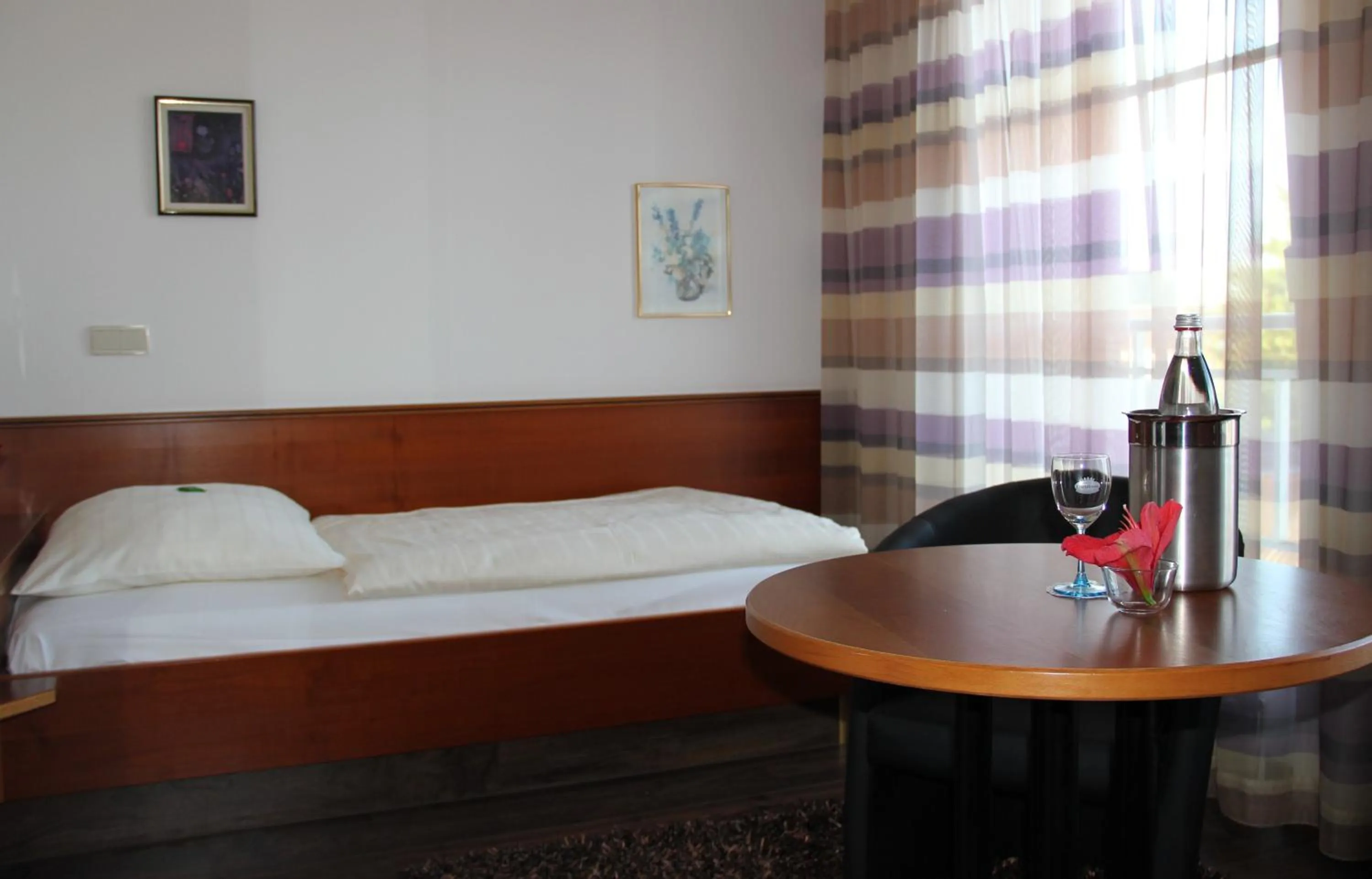 Bed in Classic Hotel Kaarst