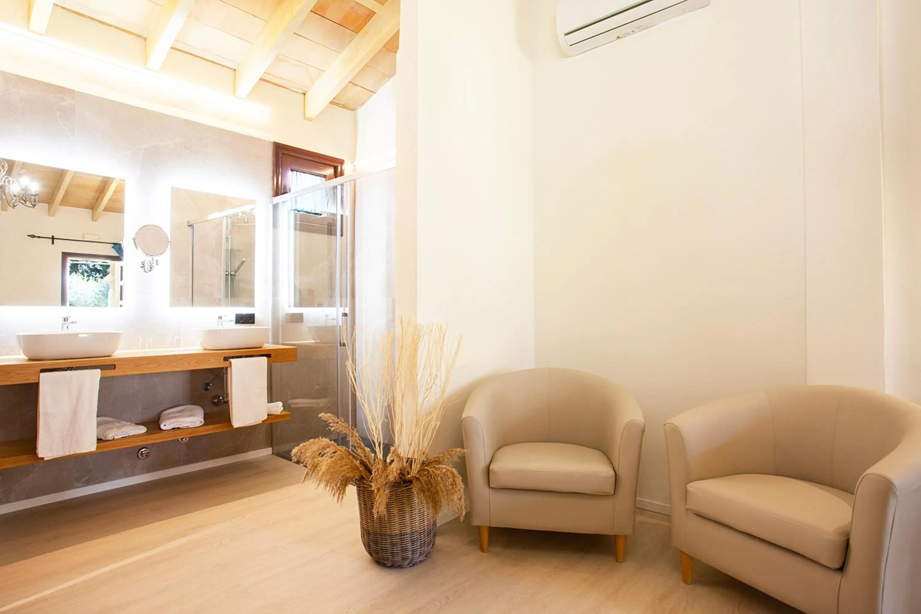 Shower in S'Hort de Son Caulelles - Adults Only