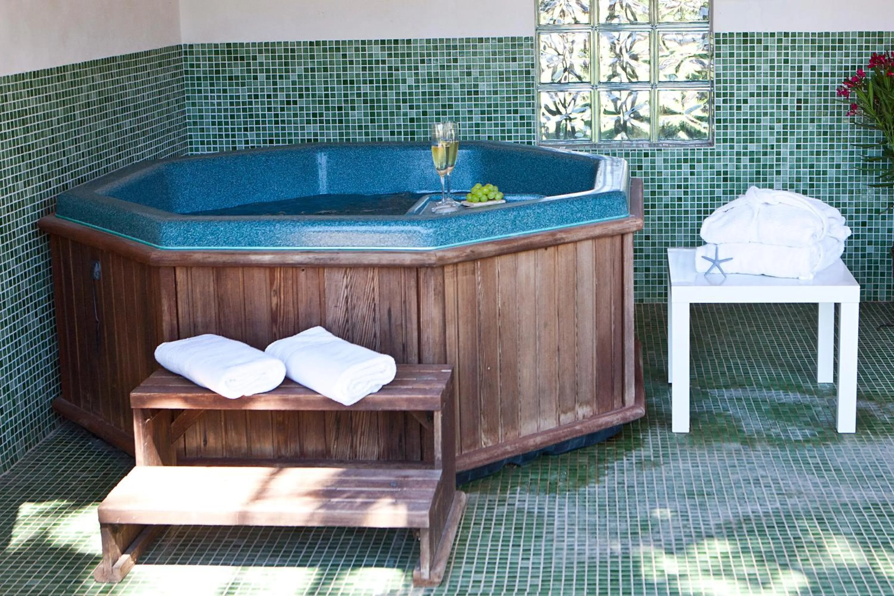 Hot Tub in S'Hort de Son Caulelles - Adults Only