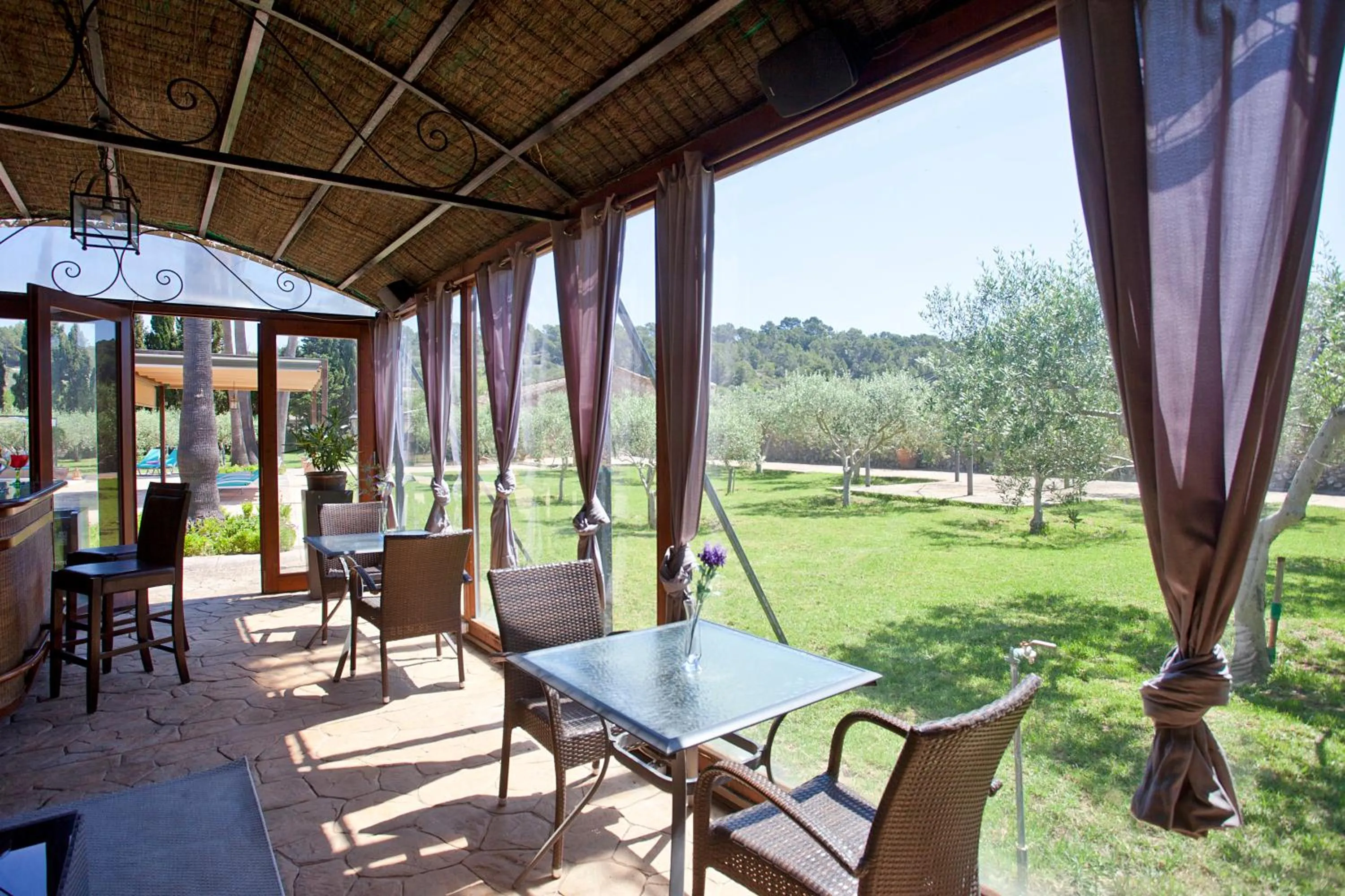 Lounge or bar in S'Hort de Son Caulelles - Adults Only