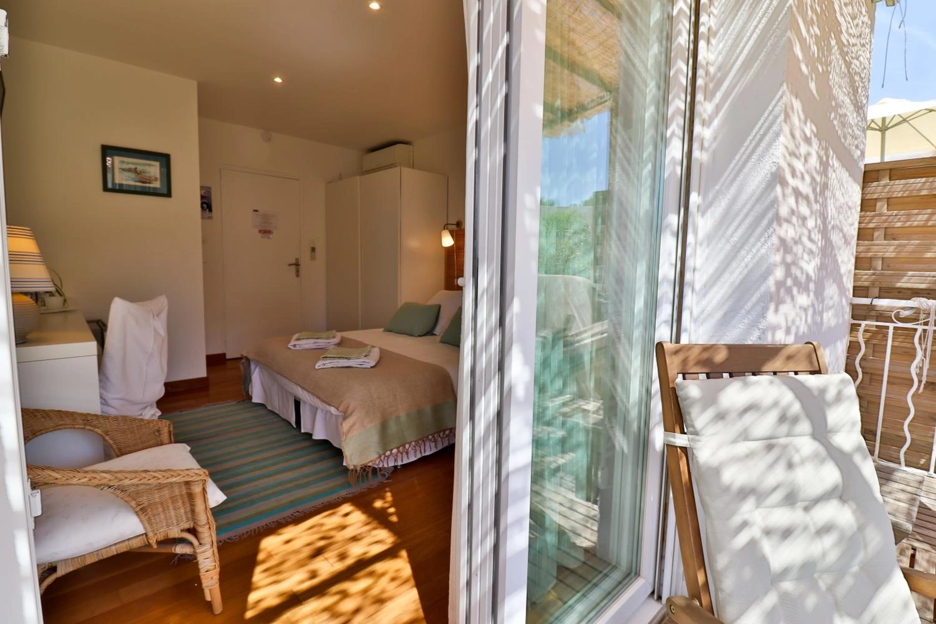 Photo of the whole room, Bed in Les Chambres d'Hôtes du Grand Mornas