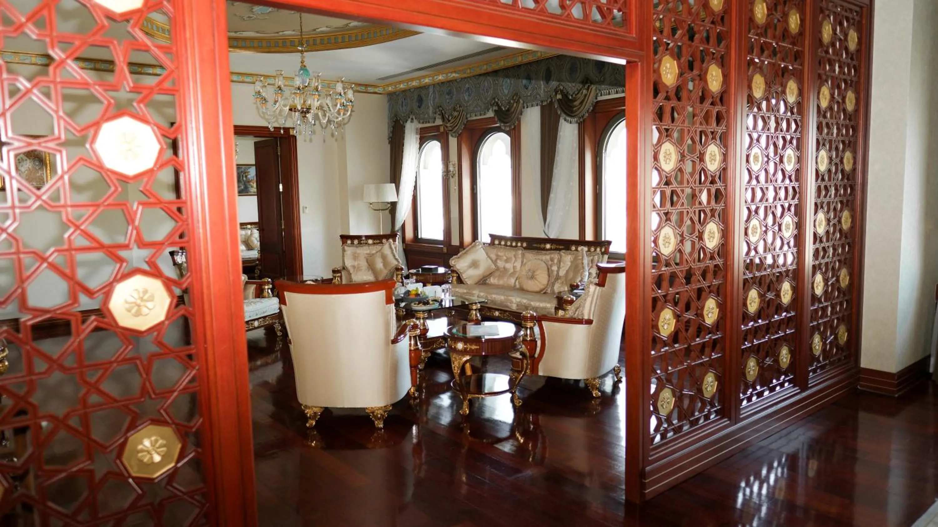 Living room in Meyra Palace