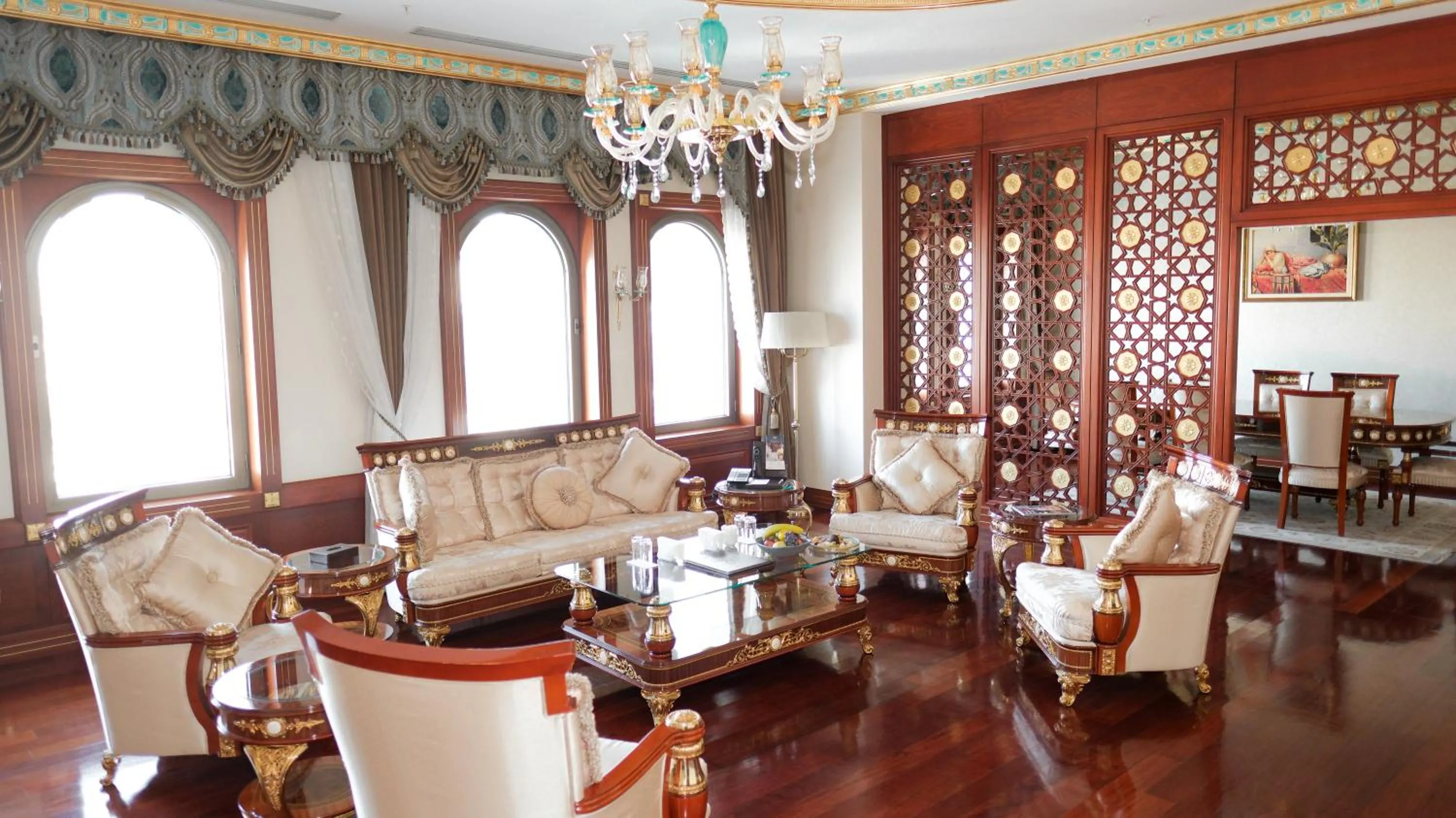 Living room in Meyra Palace