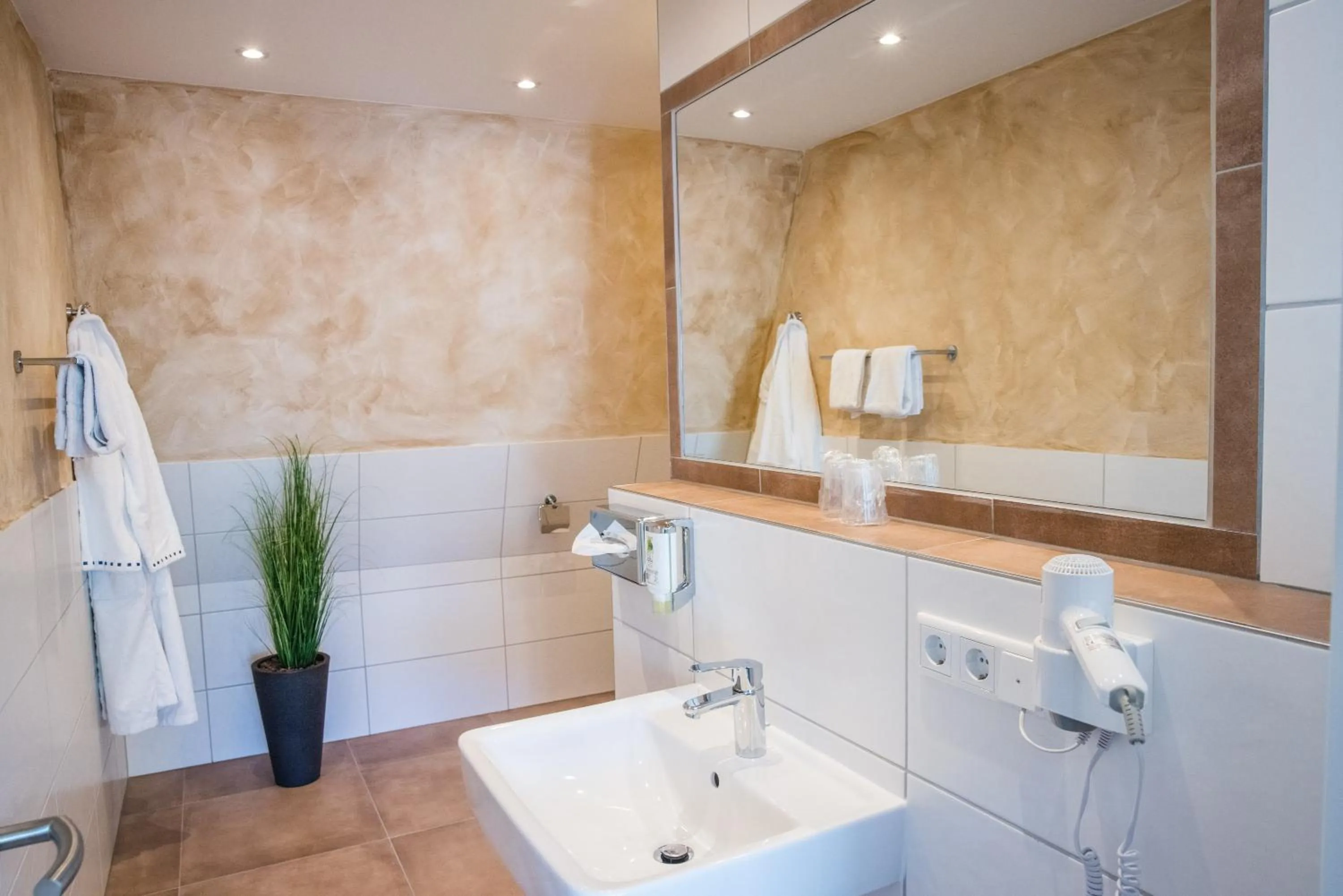 Bathroom in Rheinhotel Rüdesheim - Wellness