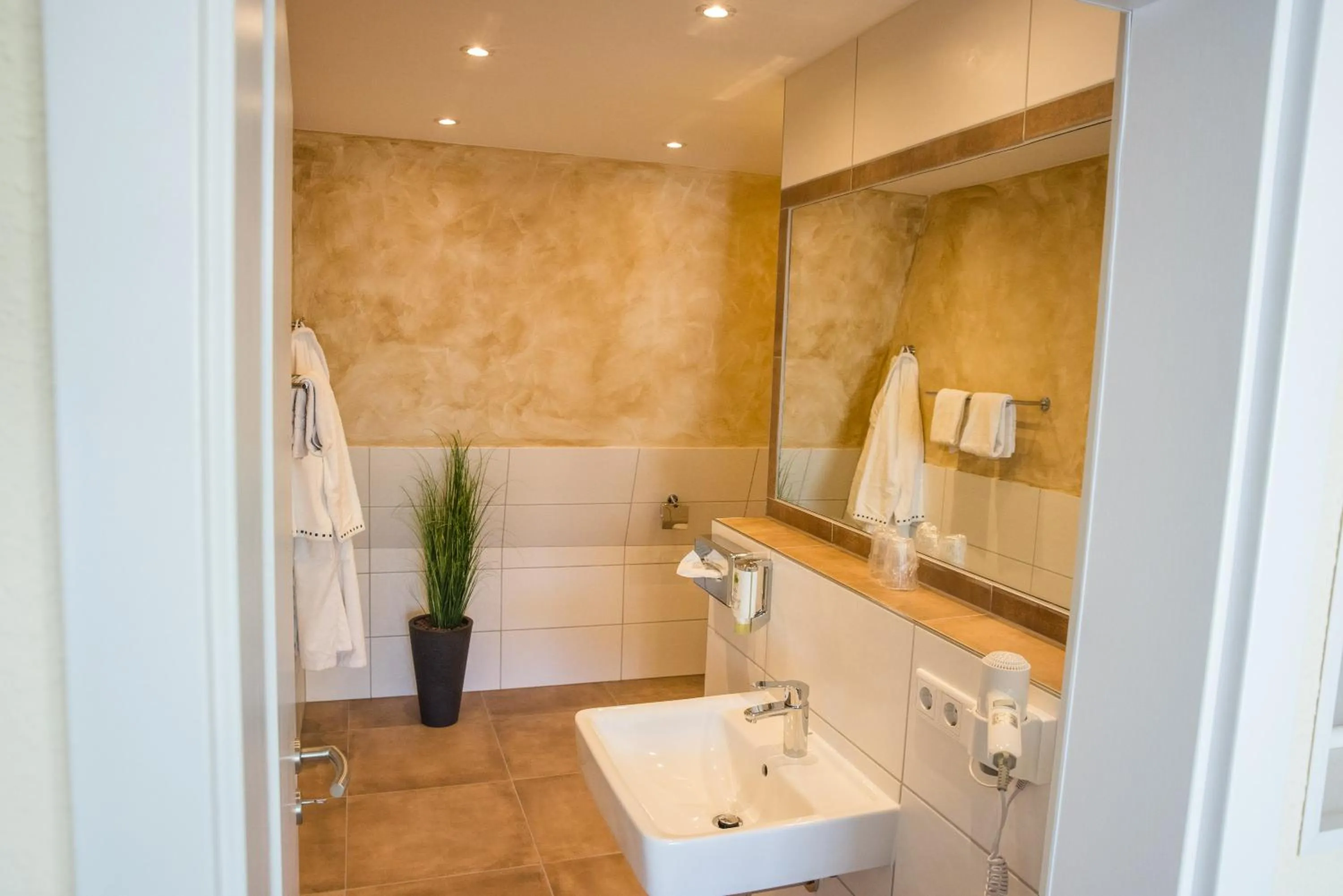 Bathroom in Rheinhotel Rüdesheim - Wellness