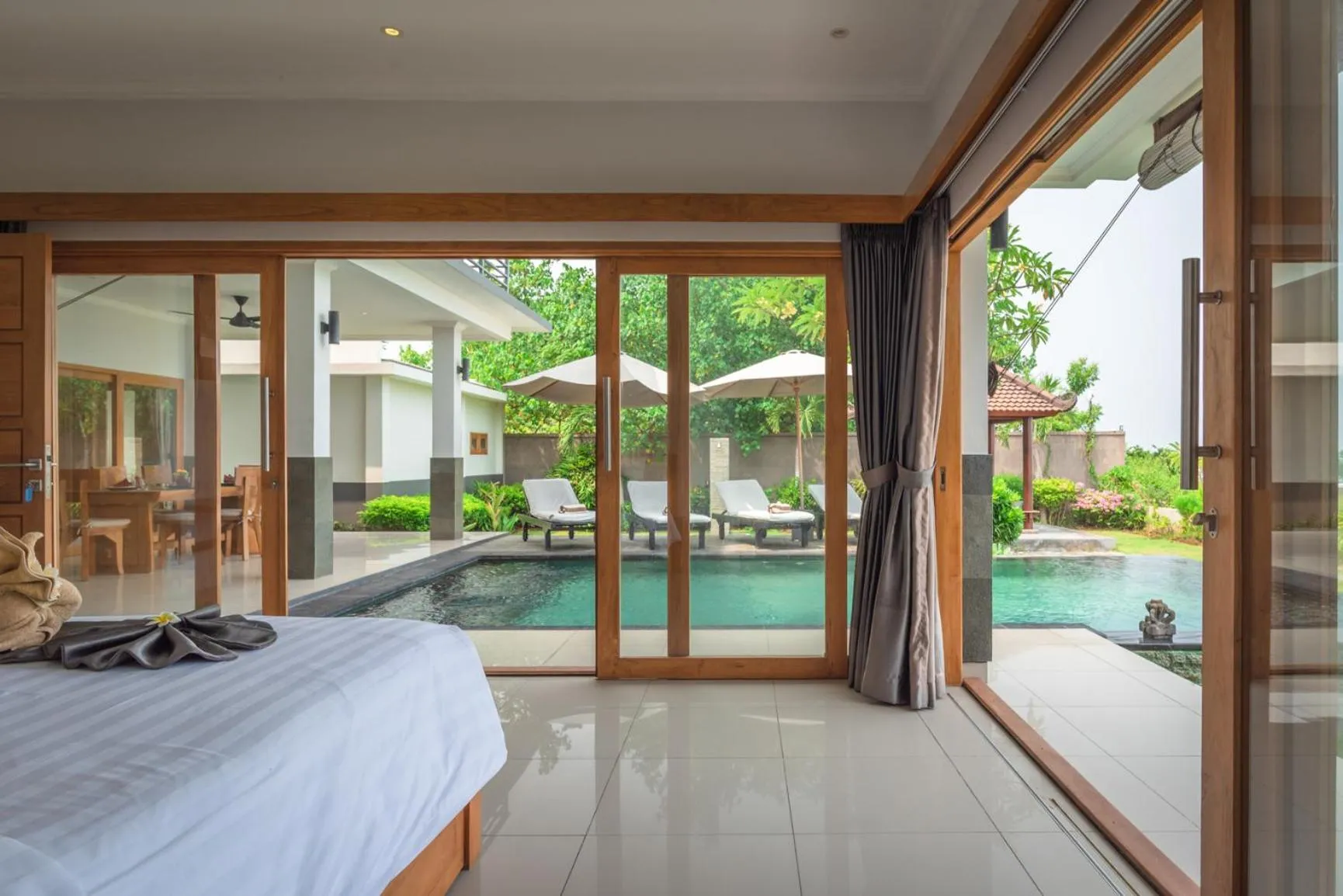 Bed in The Manik Kalisada