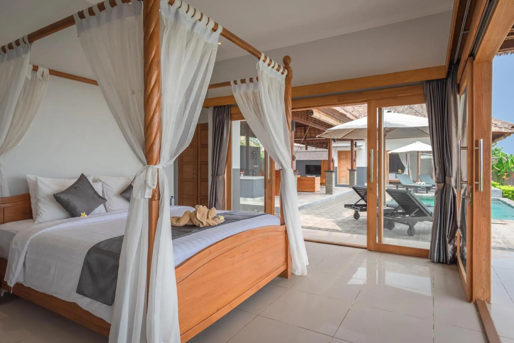 Bed in The Manik Kalisada