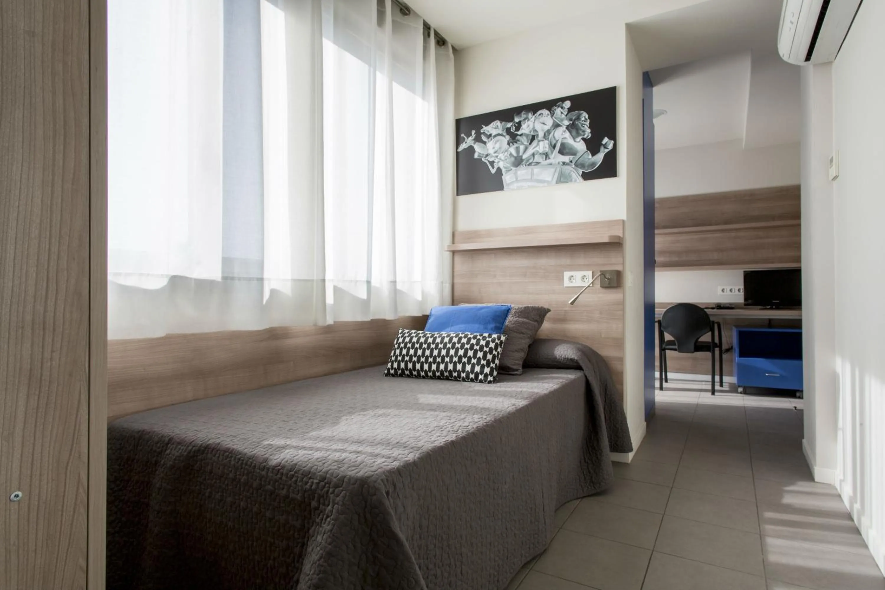 Bed in Colegio Mayor Resa La Concepción