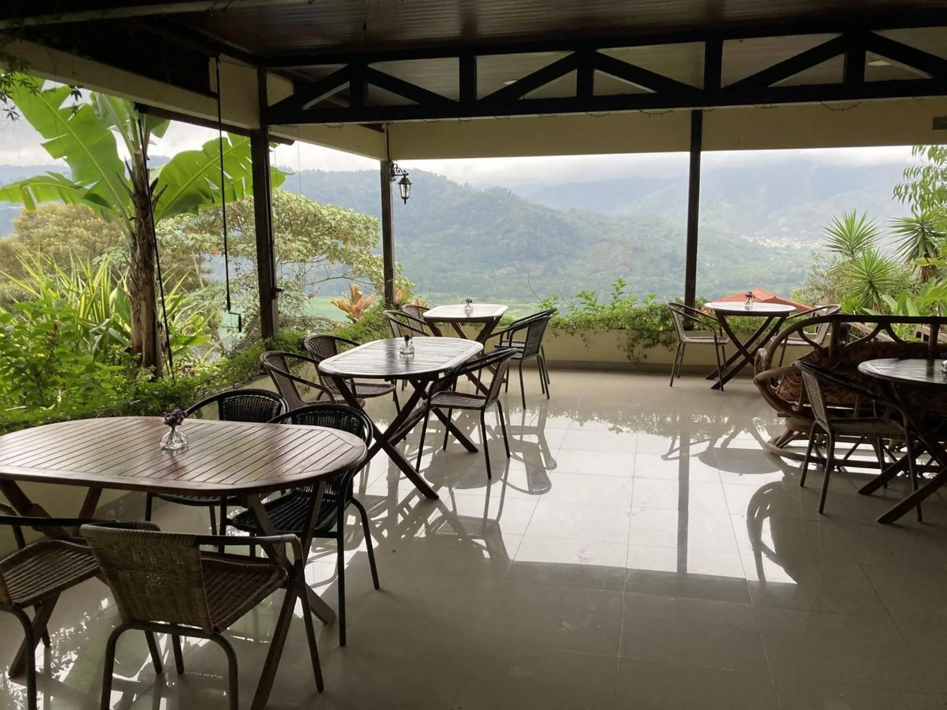 Restaurant/places to eat in Rinconcito Verde