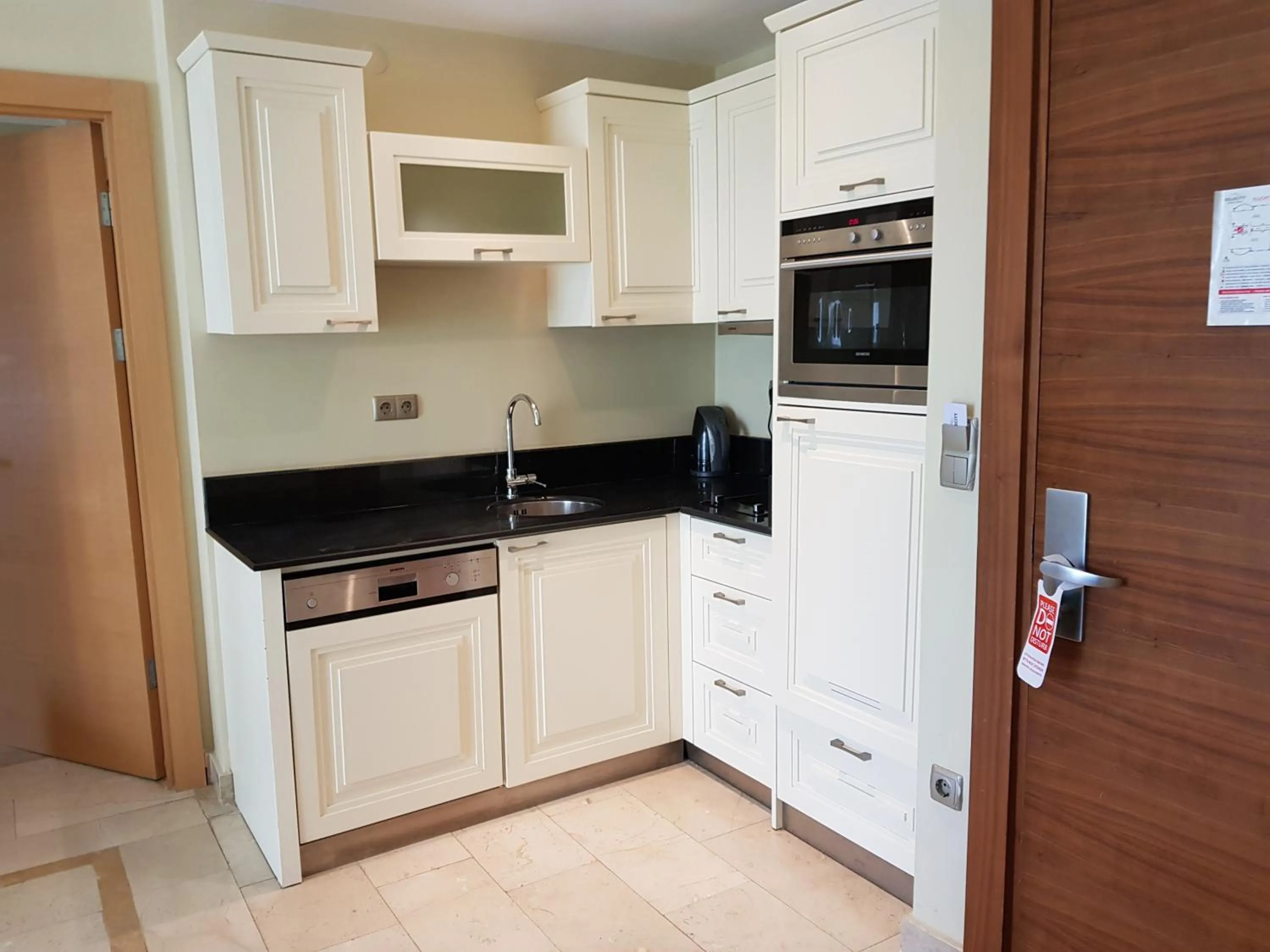 Kitchen or kitchenette in Alanya Goldcity 2 bedroom villa