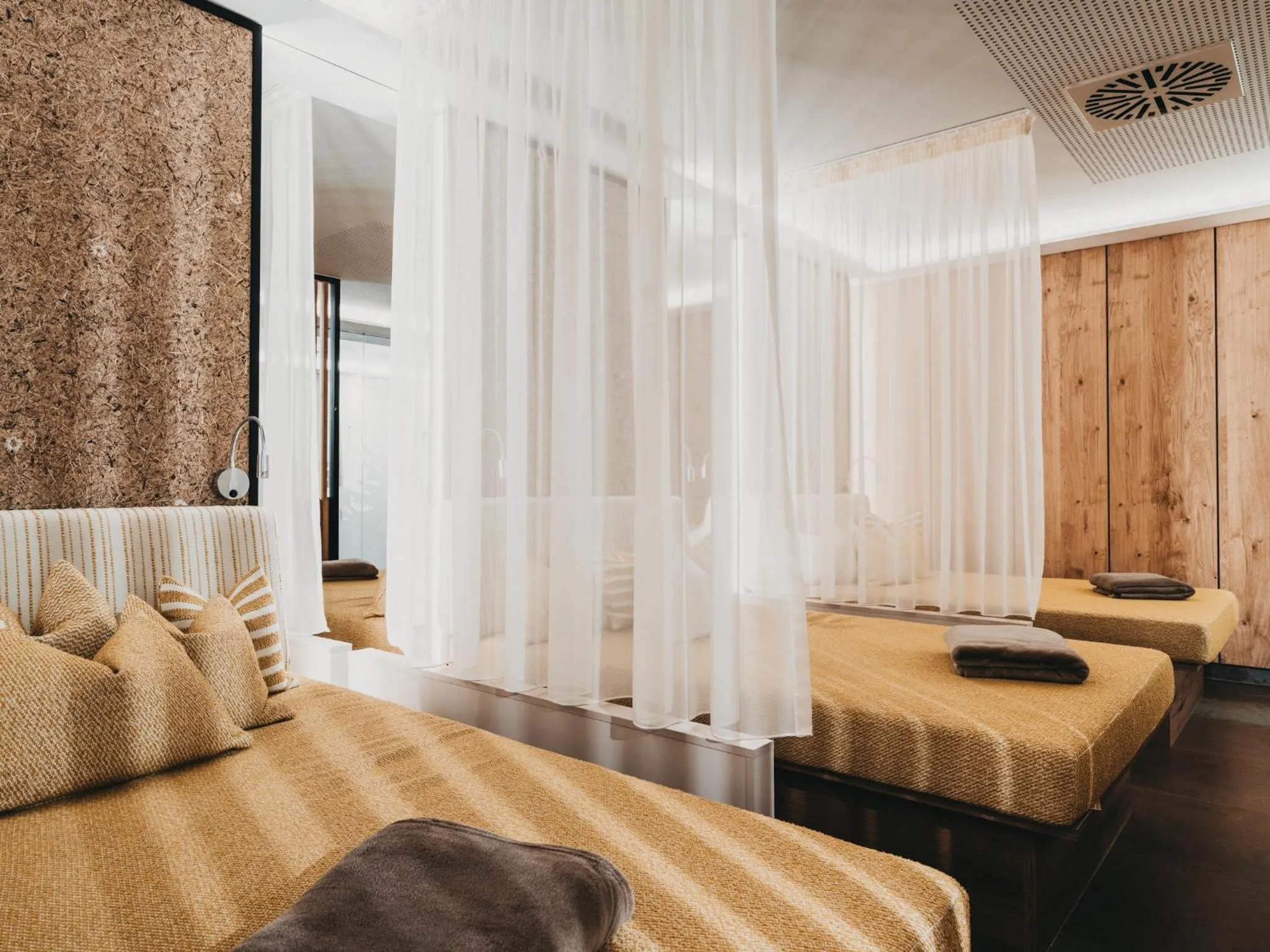 Spa and wellness centre/facilities, Bed in Hotel Eibl-Brunner 4-Sterne-Superior