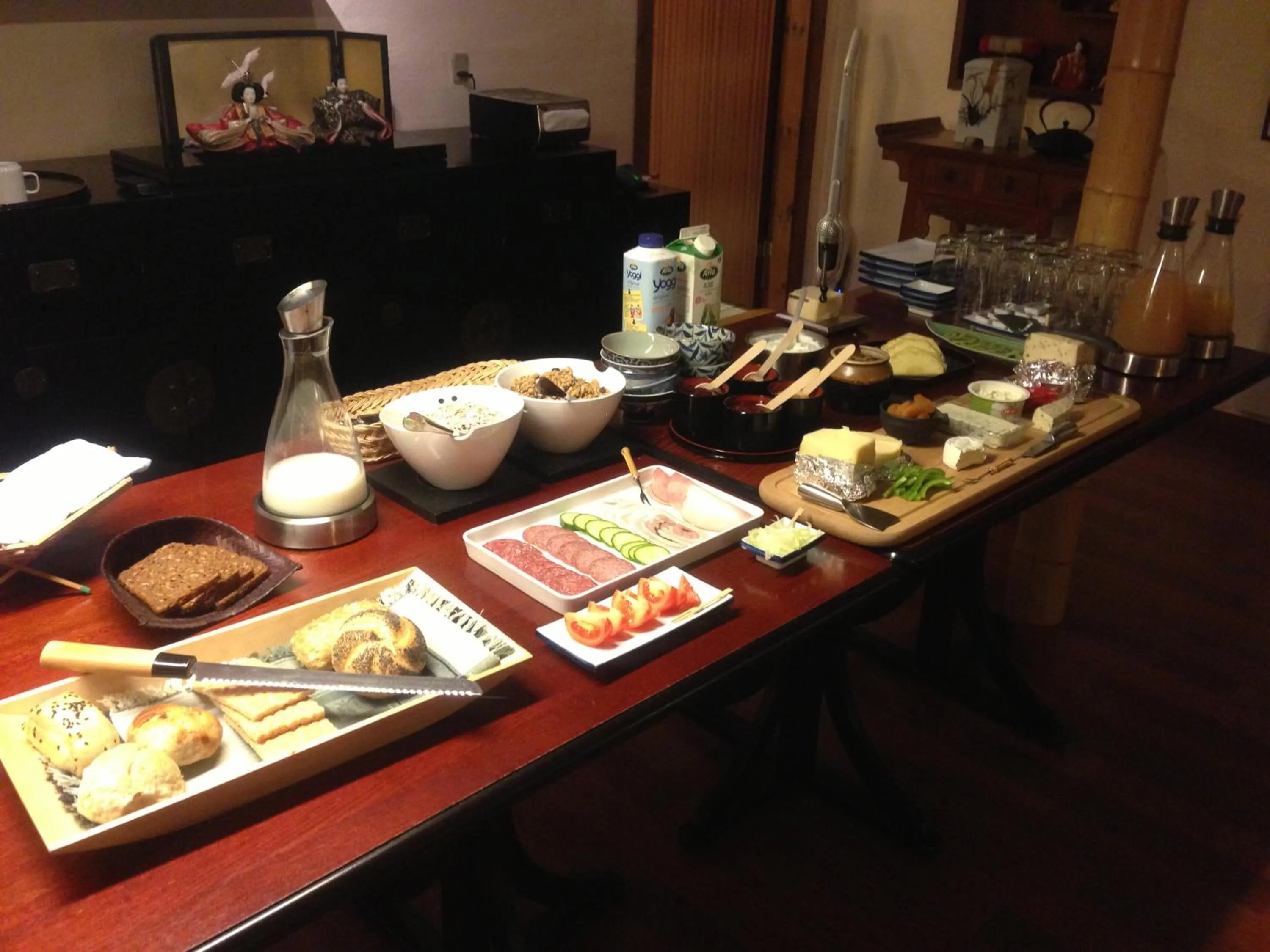 Buffet breakfast in Den Japanske Have B & B