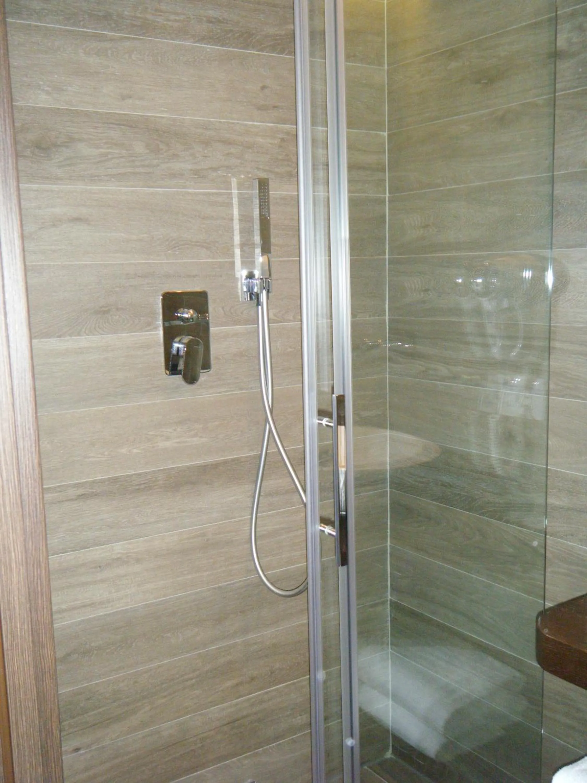 Shower in B&B Verona Centro
