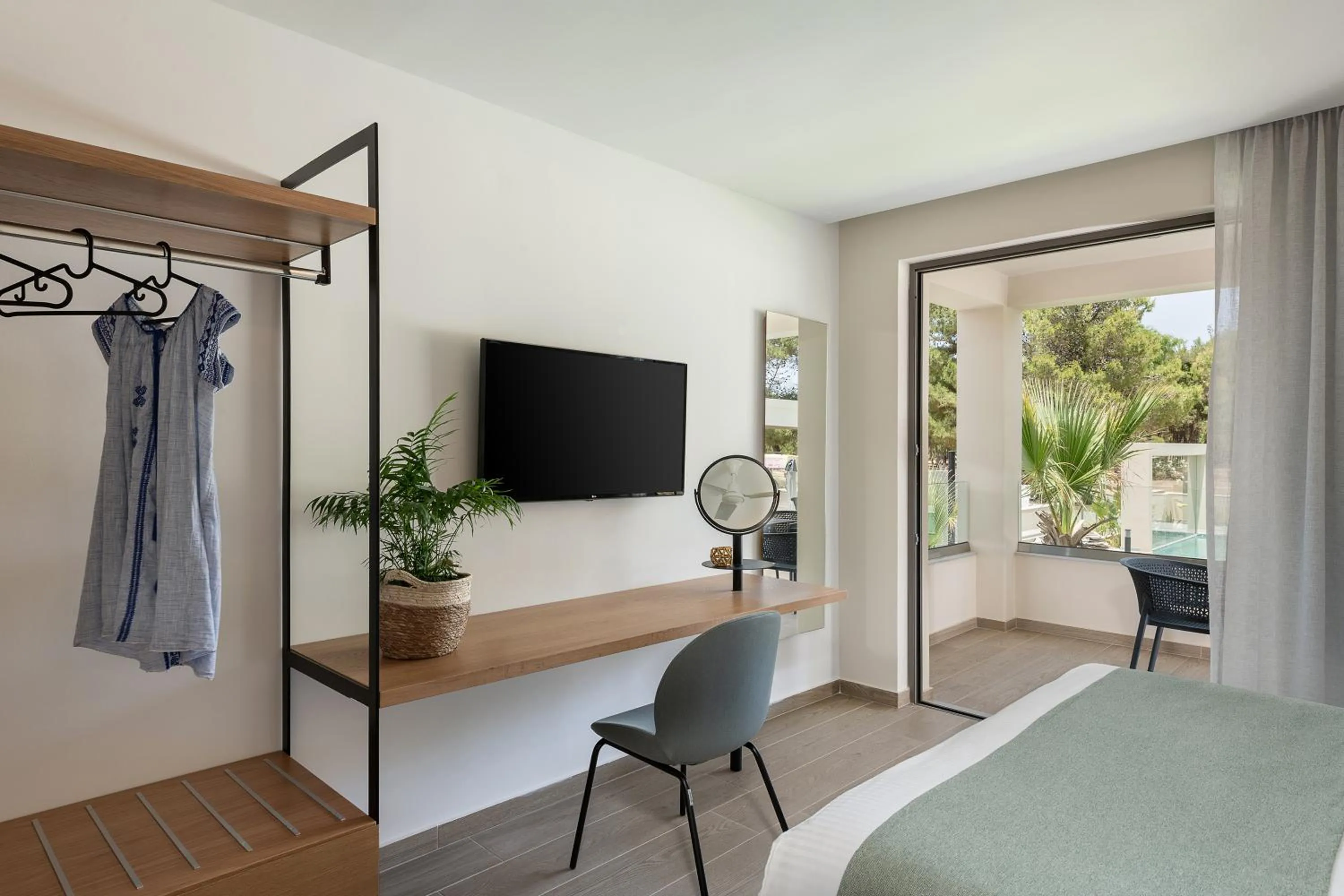 Photo of the whole room, Bed in Mossa Well Being Hotel - Heated pool and Wellness Spa