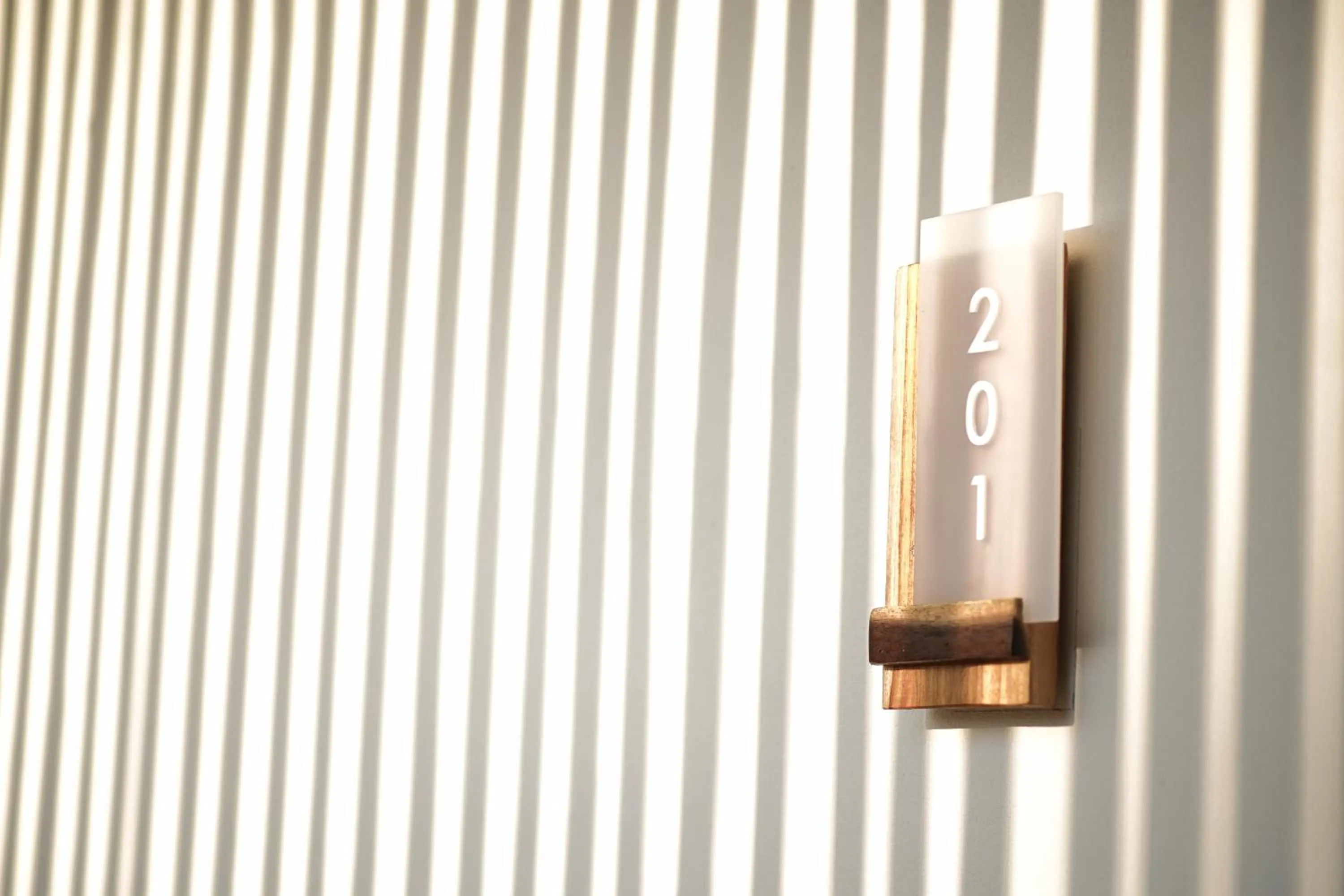 Logo/Certificate/Sign in HOMU Villa Pua