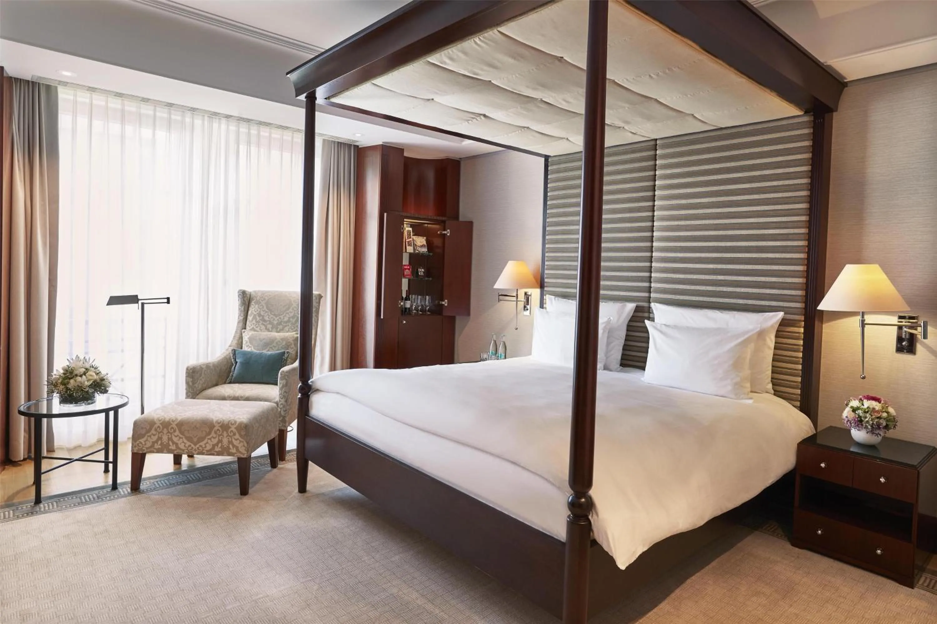 Photo of the whole room, Bed in Hotel Adlon Kempinski Berlin