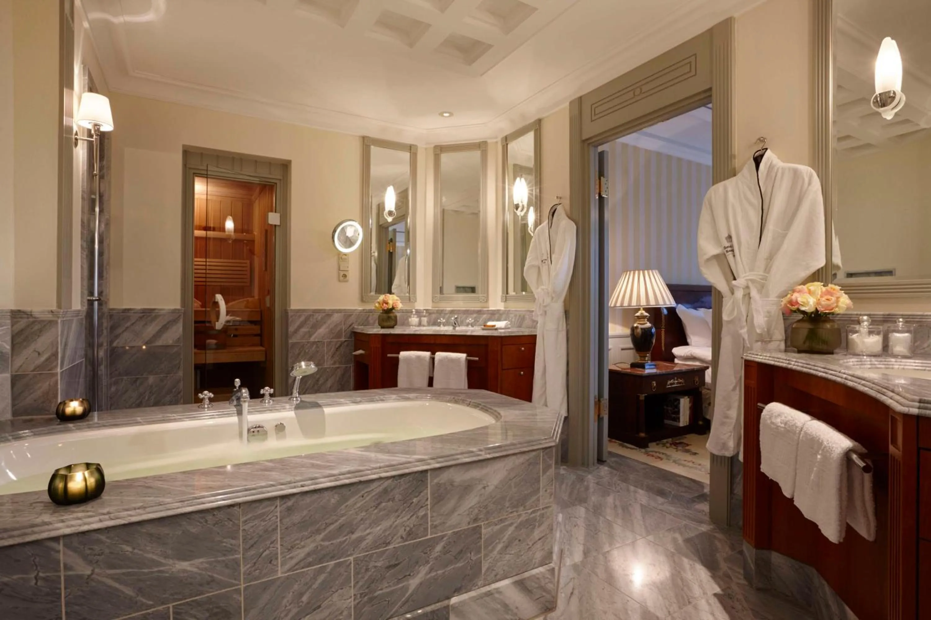 Bathroom in Hotel Adlon Kempinski Berlin