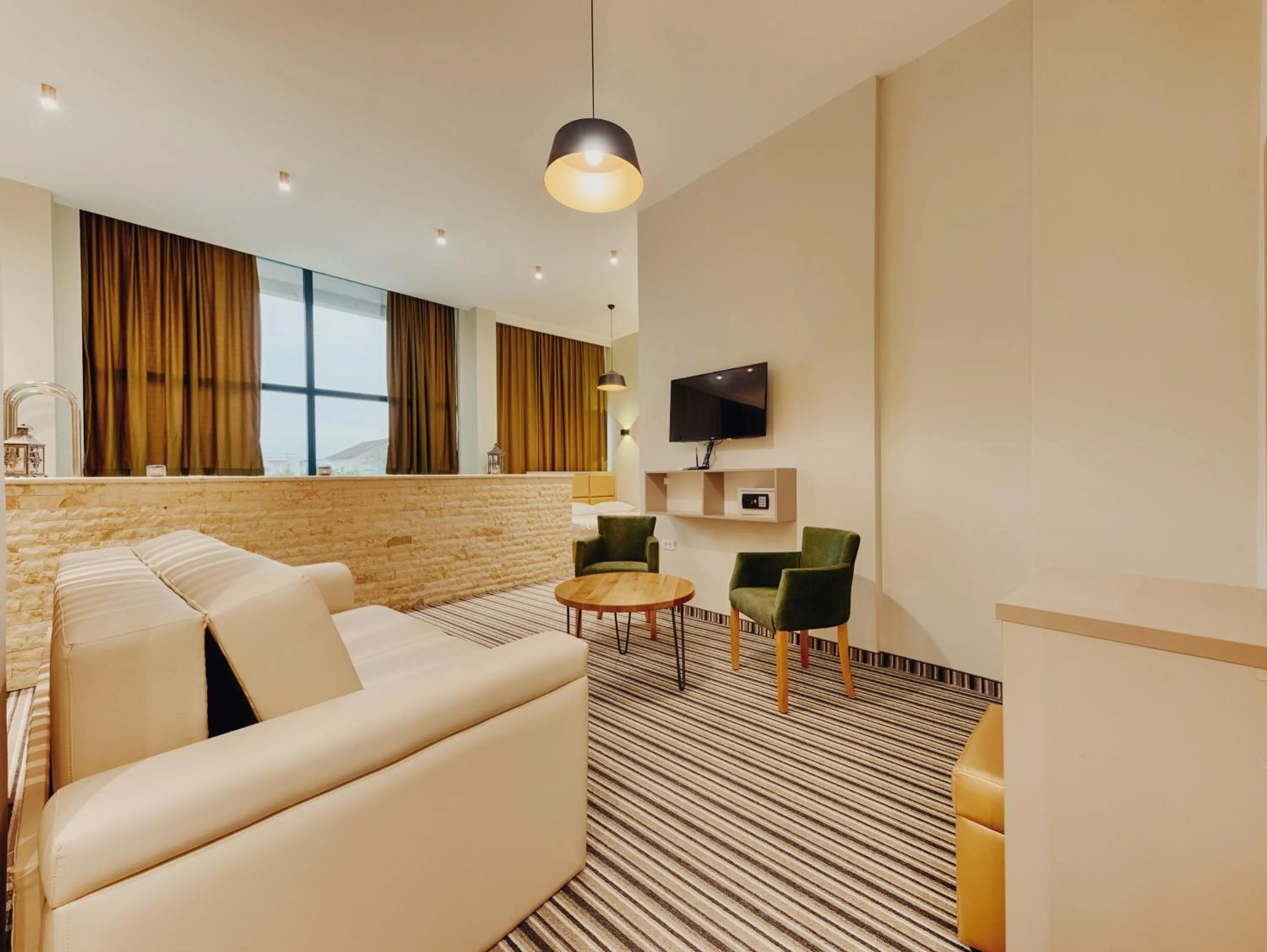 Communal lounge/ TV room in AM Palace