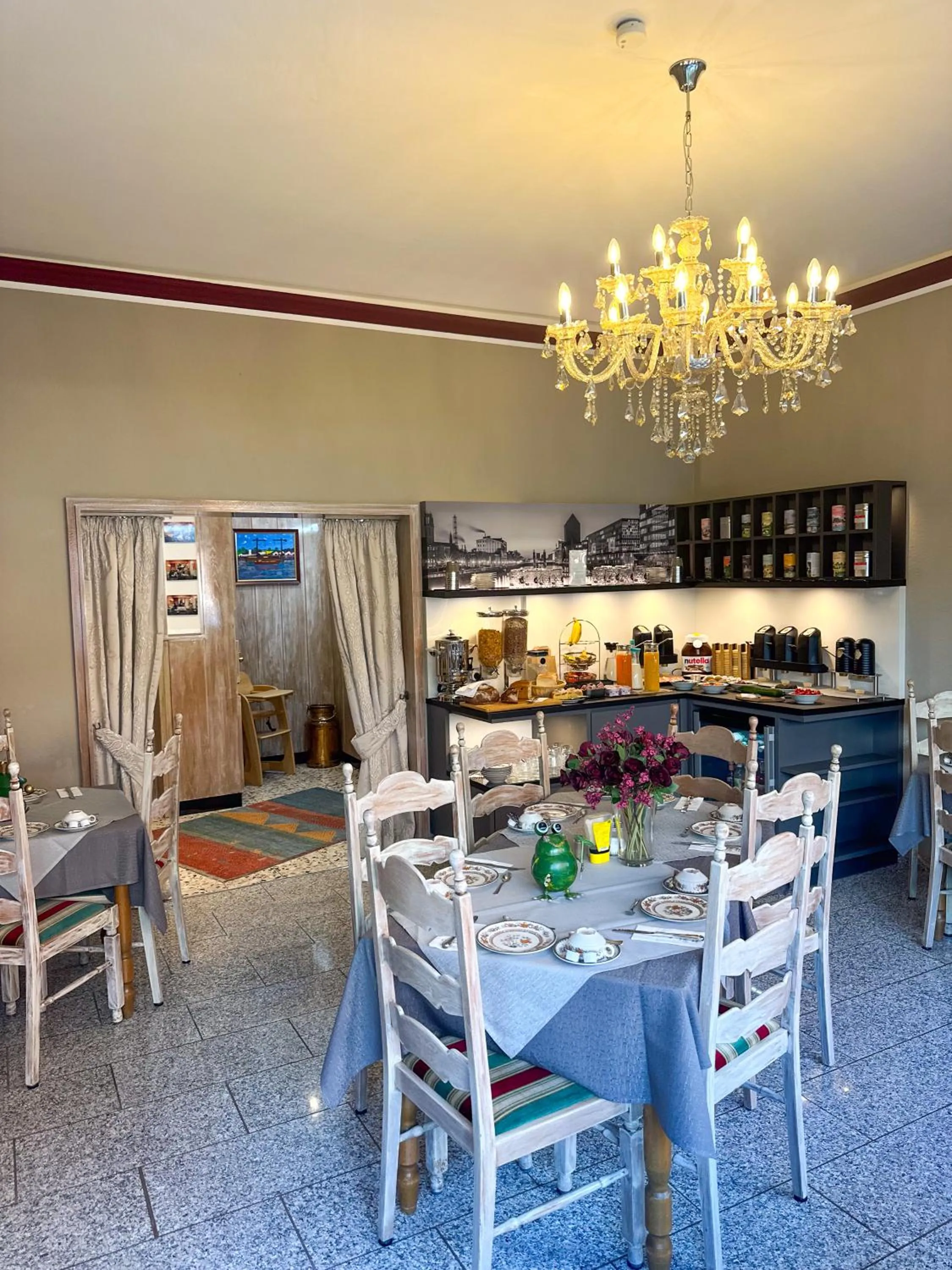 Buffet breakfast in Hotel Am Sportpark