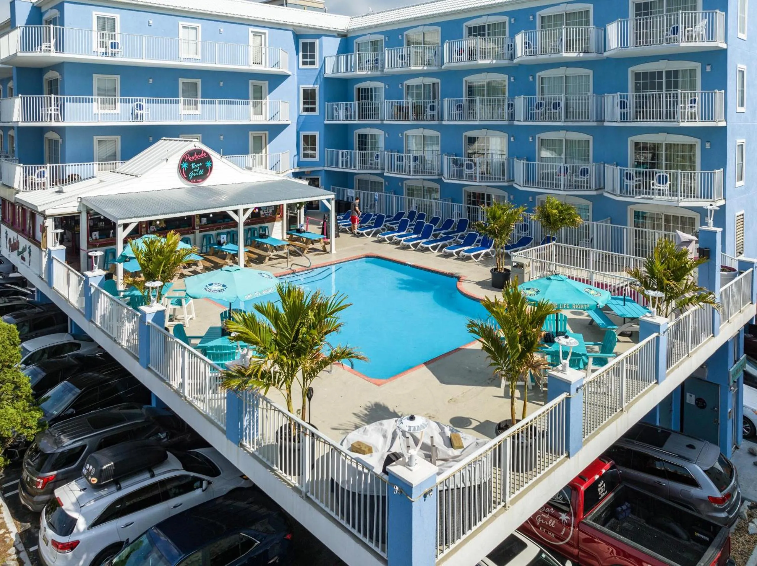 Restaurant/places to eat in Tidelands Caribbean Boardwalk Hotel and Suites