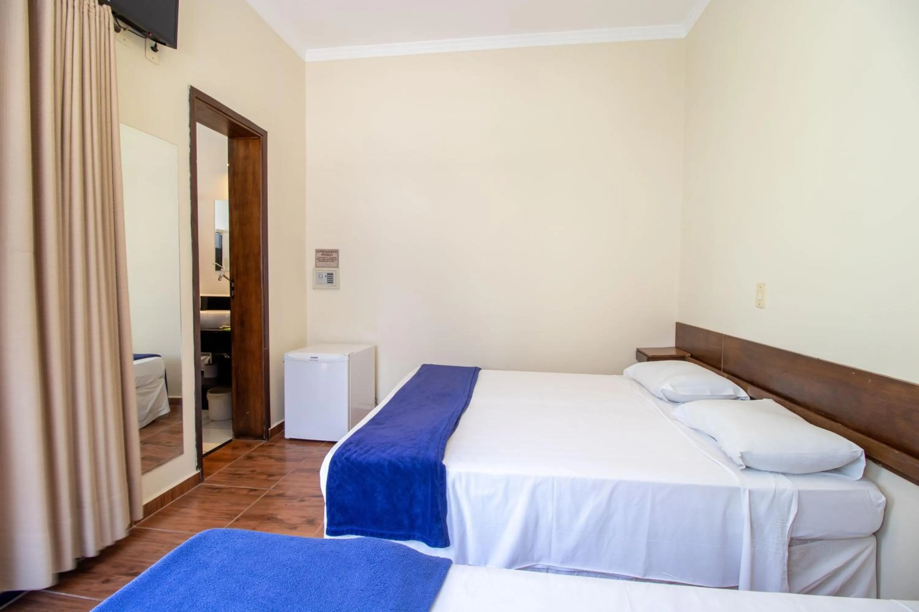 Property building, Bed in Mirante Praia Hotel