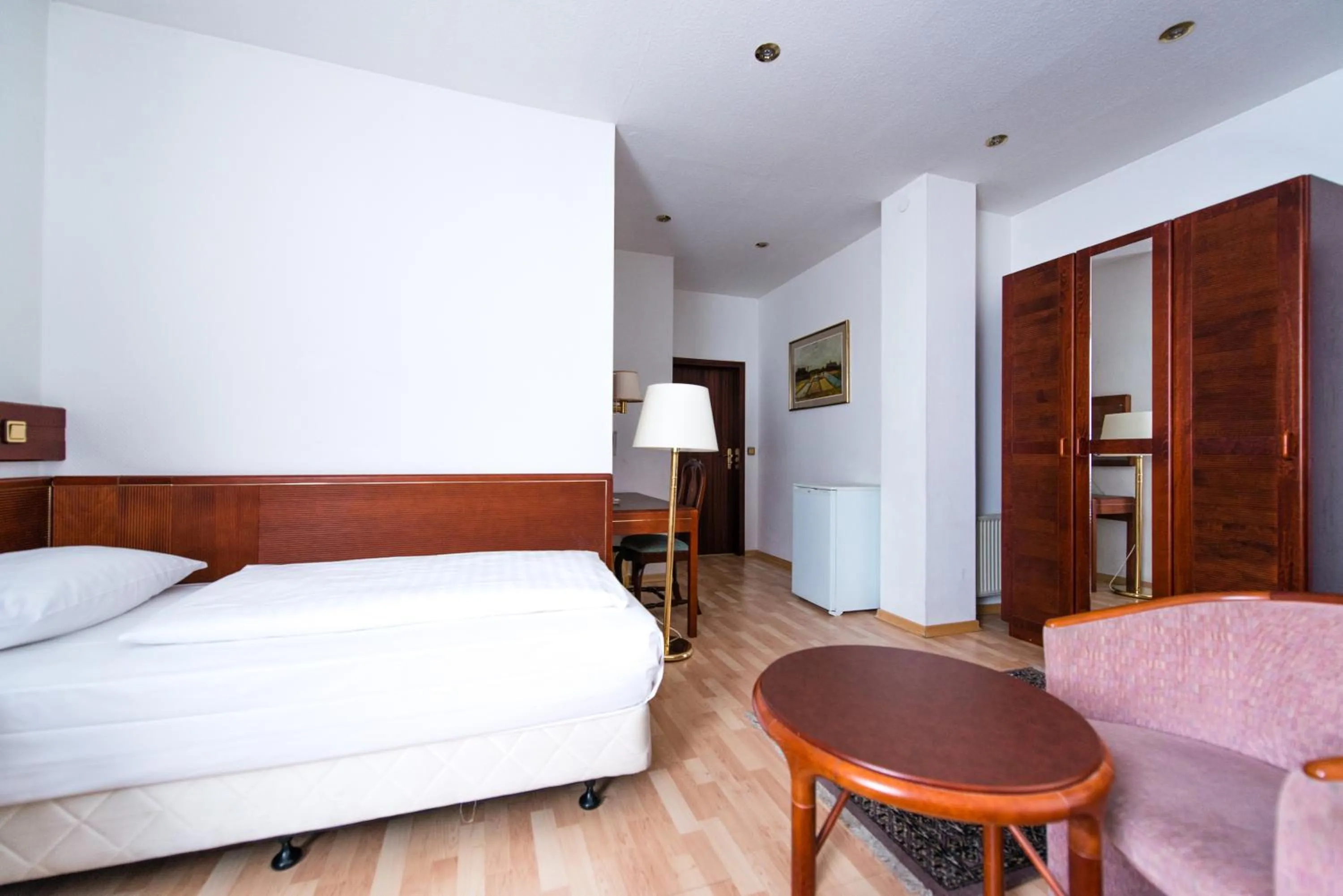 Staff, Bed in Löwen Hotel