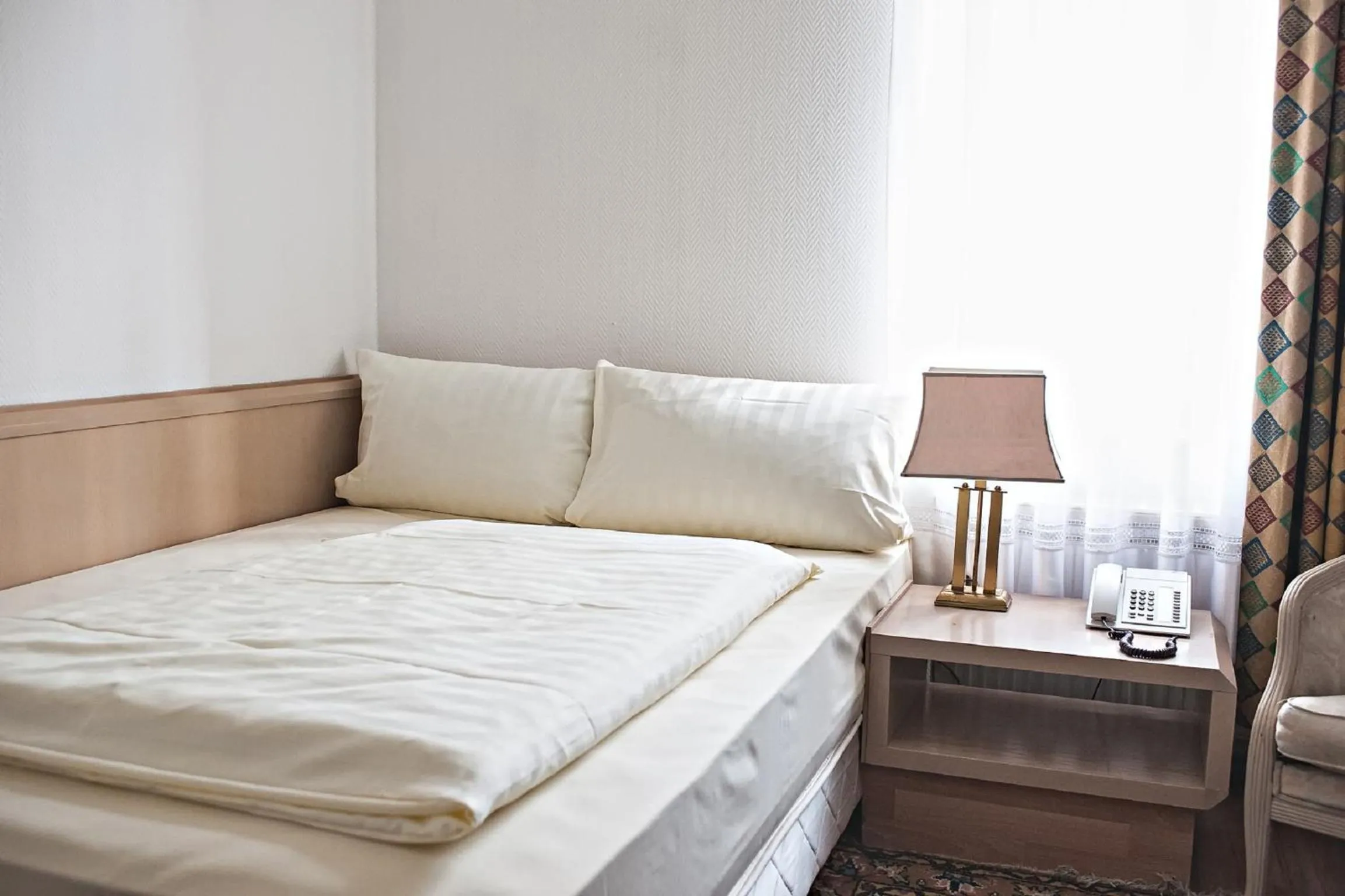 Photo of the whole room, Bed in Löwen Hotel