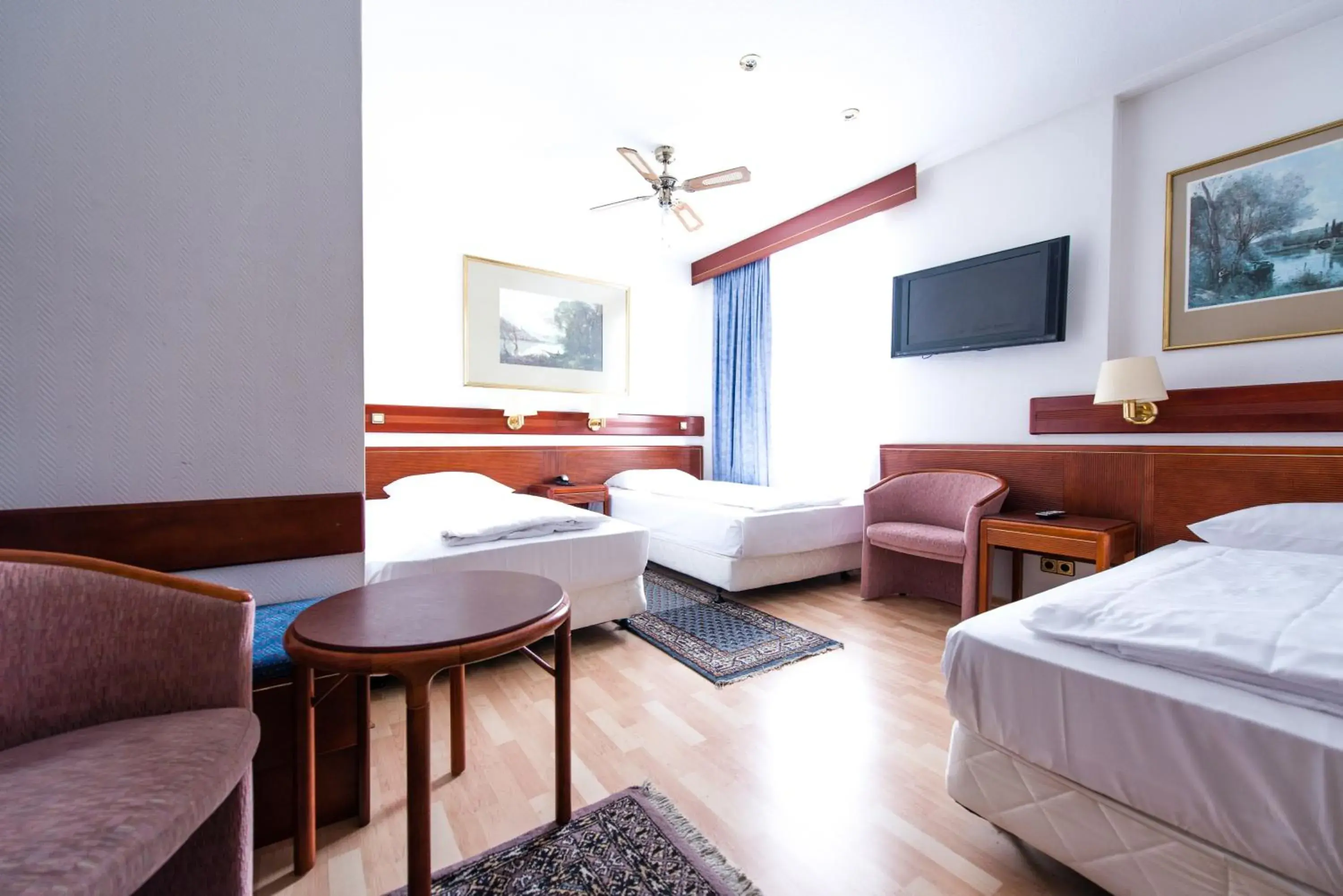 Family Room in Löwen Hotel Family Room in Löwen Hotel