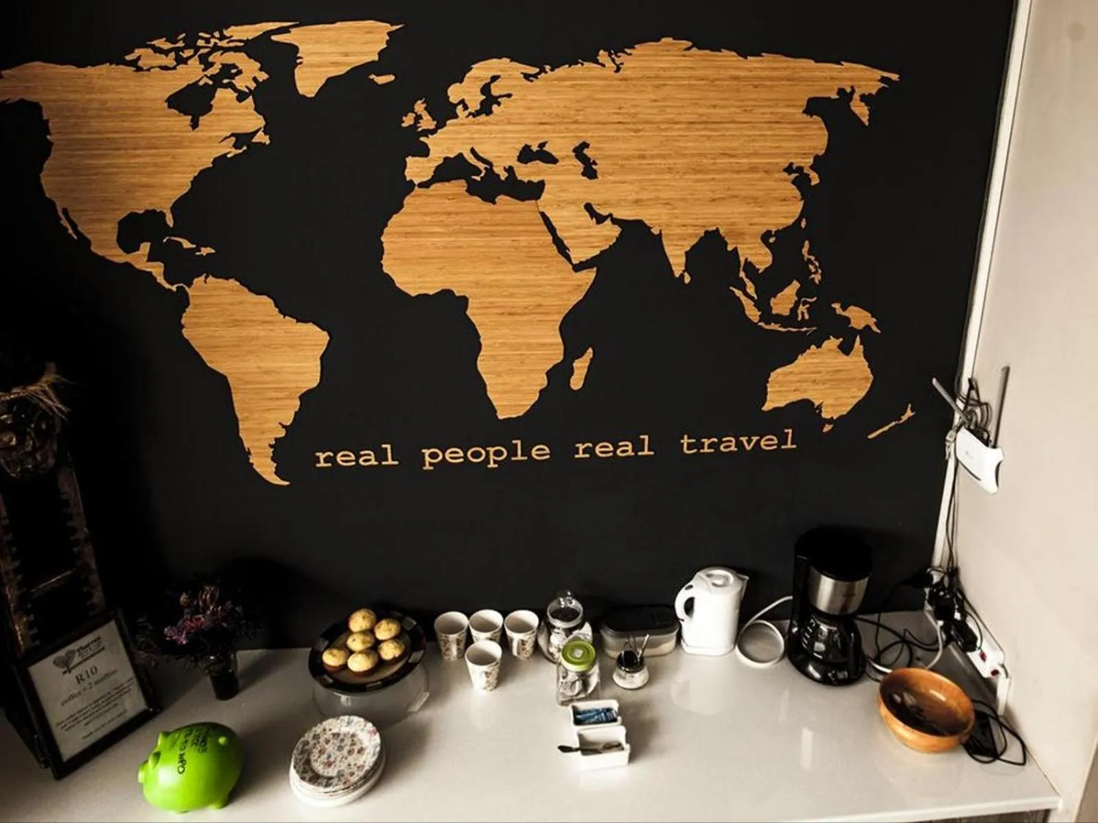 Coffee/tea facilities in The Russel Guest House