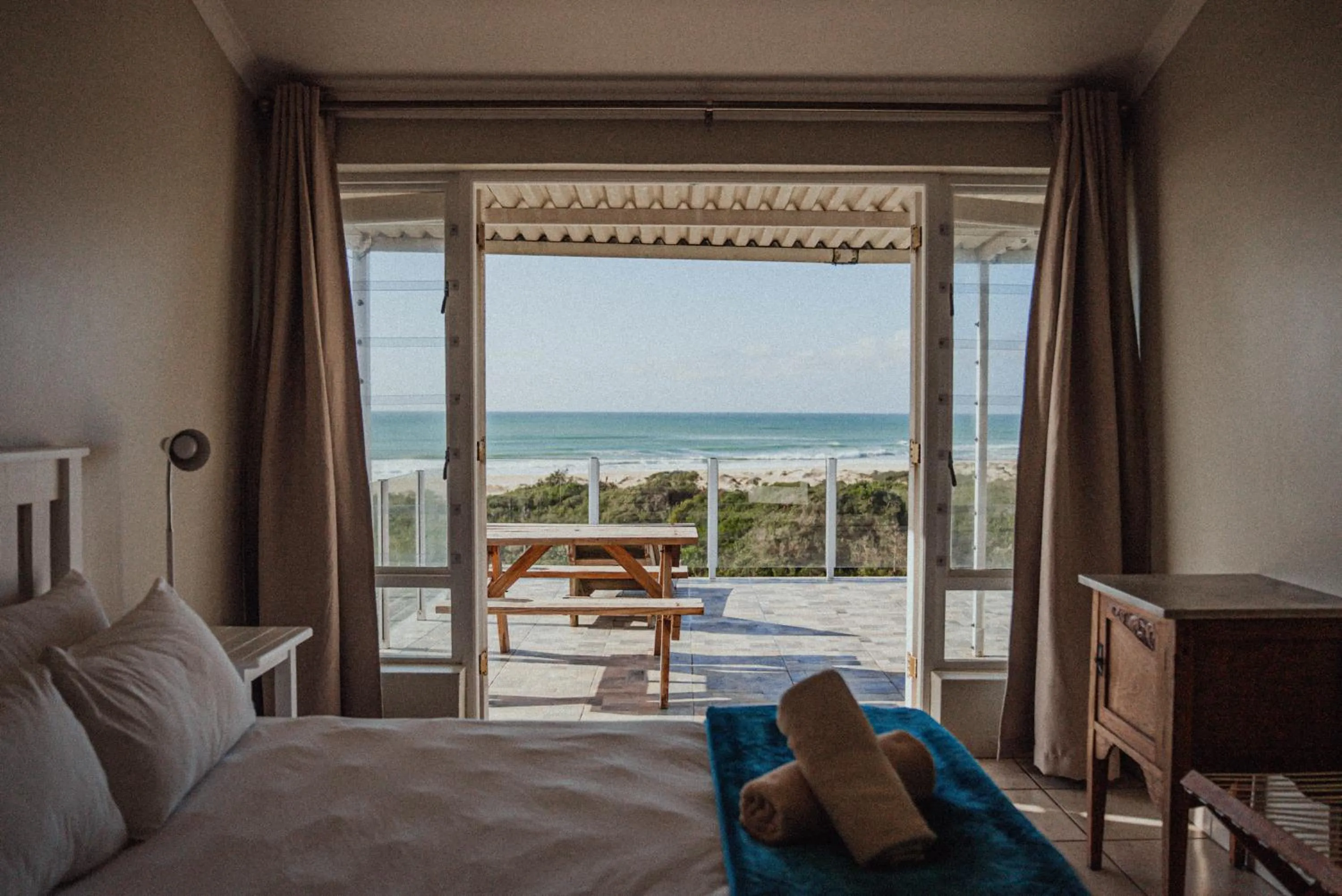 Bed in Island Vibe Backpackers Jeffreys Bay