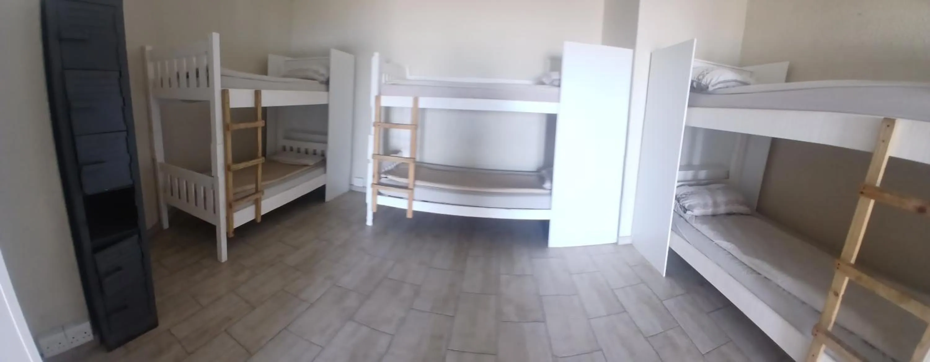 Bed in Island Vibe Backpackers Jeffreys Bay