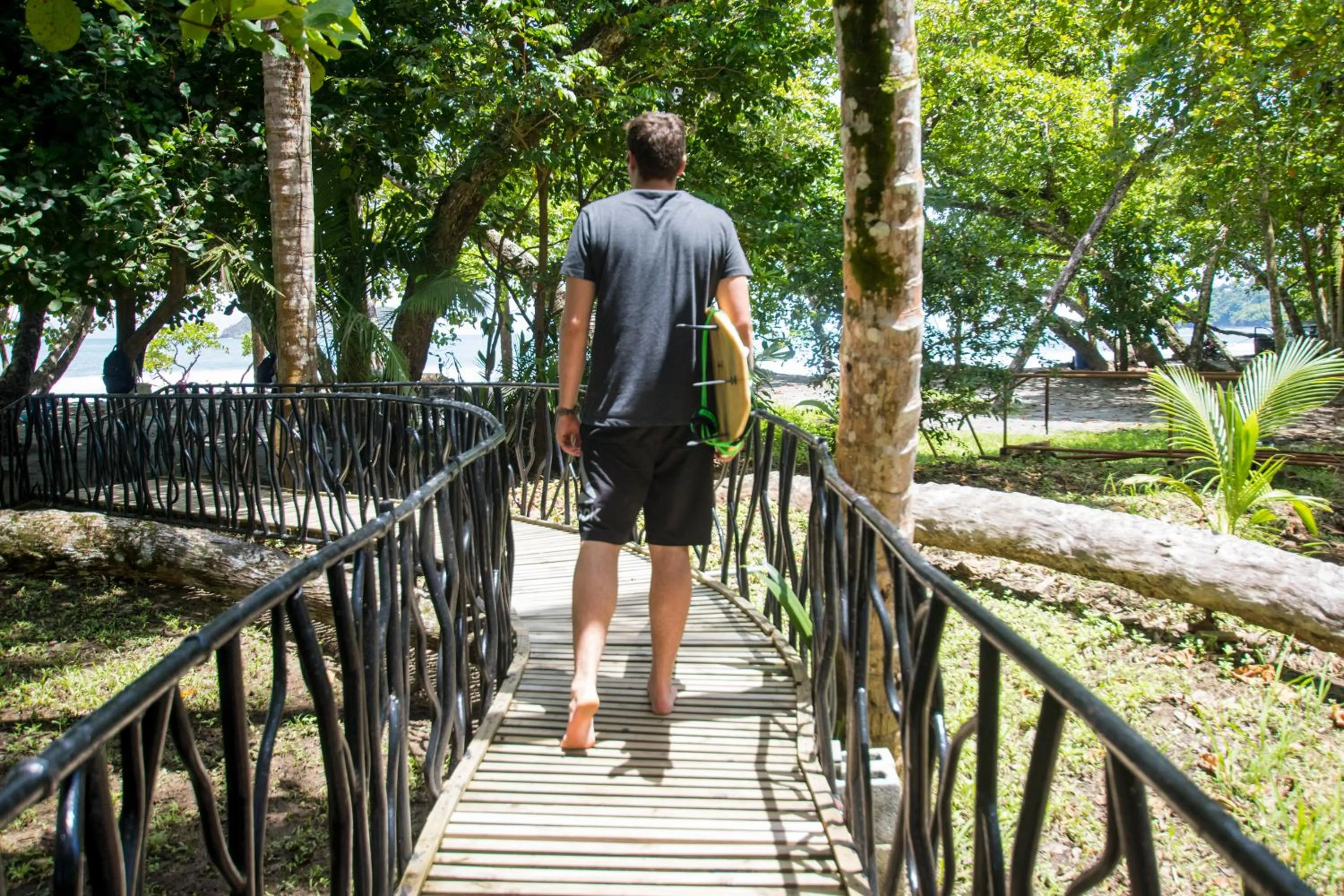 Property building in Oceanfront Hotel Verde Mar direct access to the beach