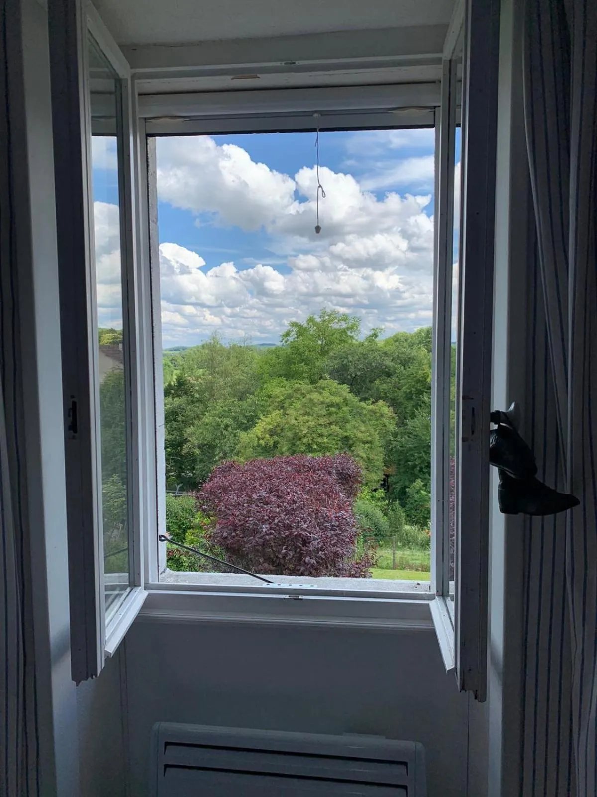 Garden view in La Pie qui Chante